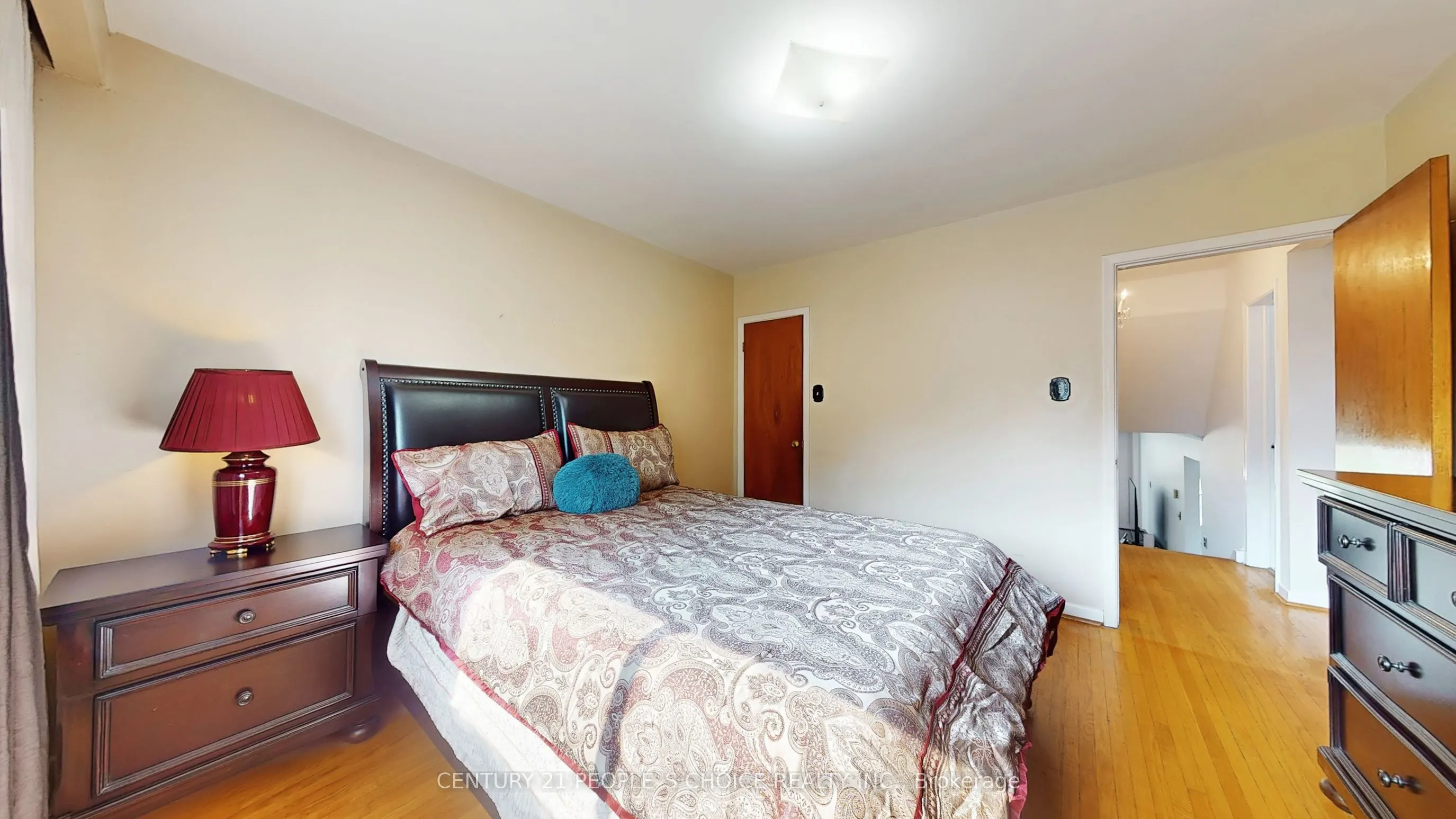 42 Clayhall Crescent
