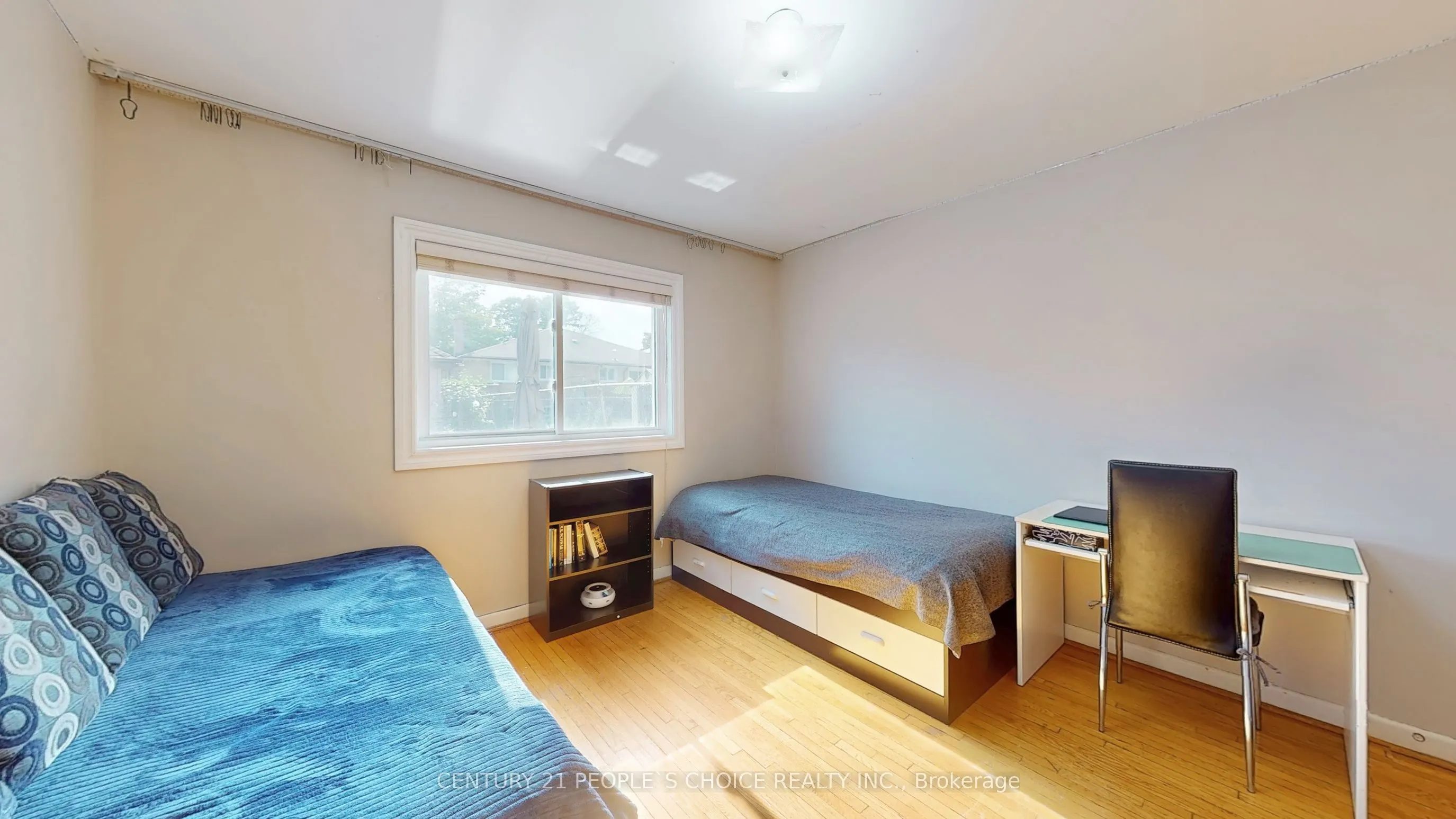42 Clayhall Crescent