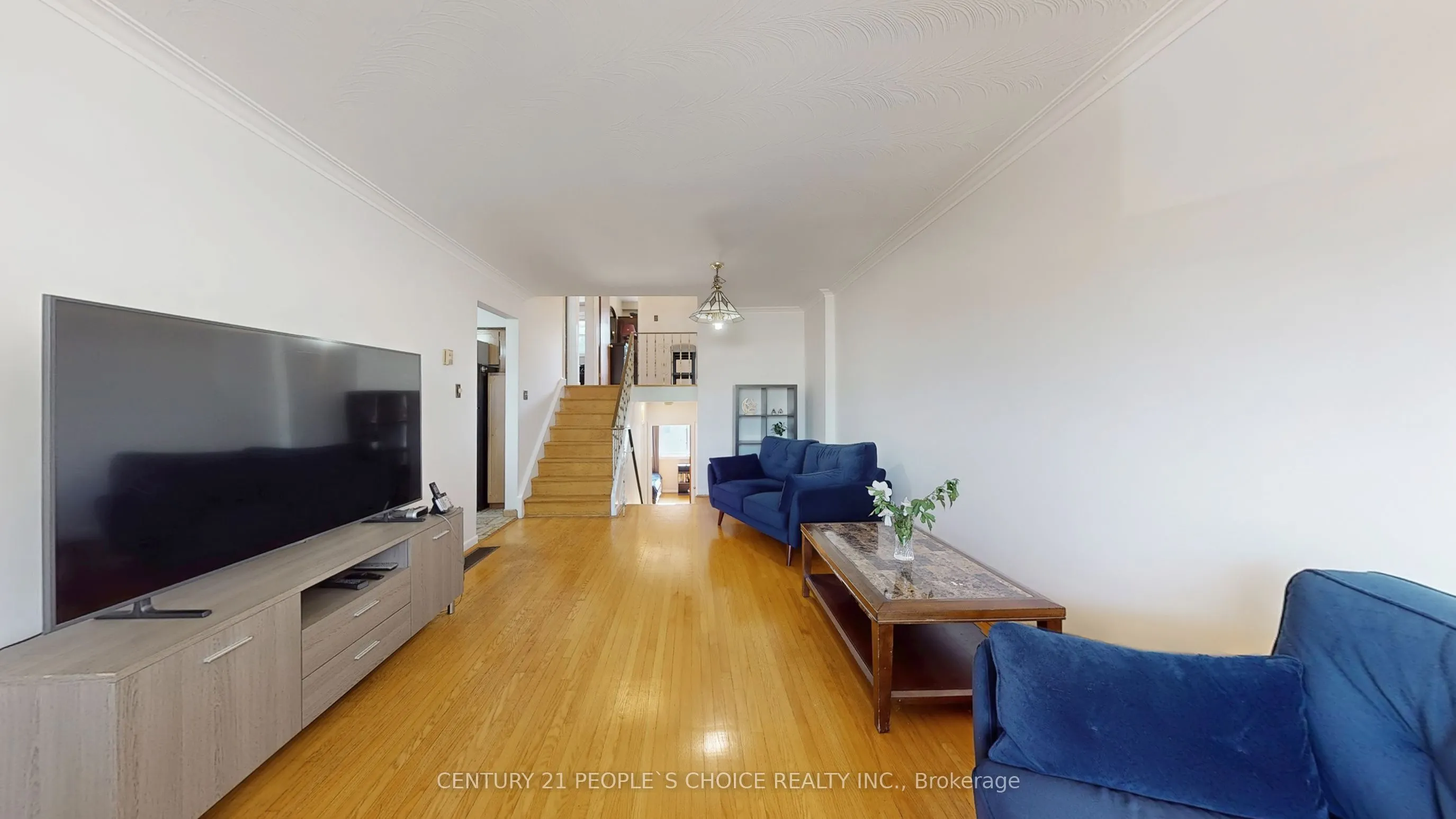 42 Clayhall Crescent