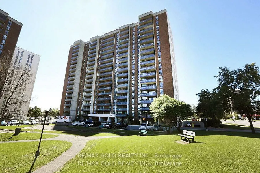 17 Knightsbridge Road, #1010