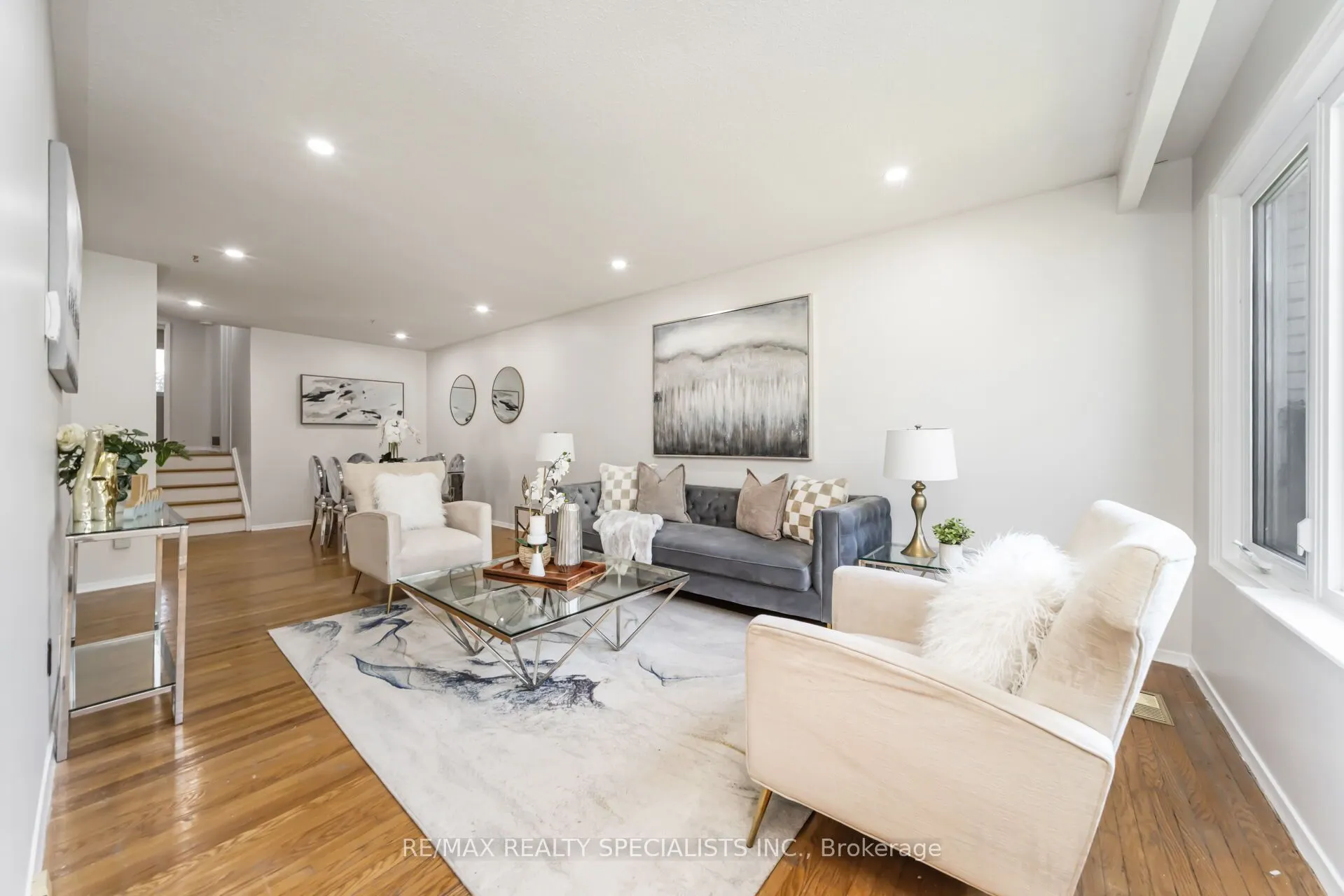 29 Edenridge Drive