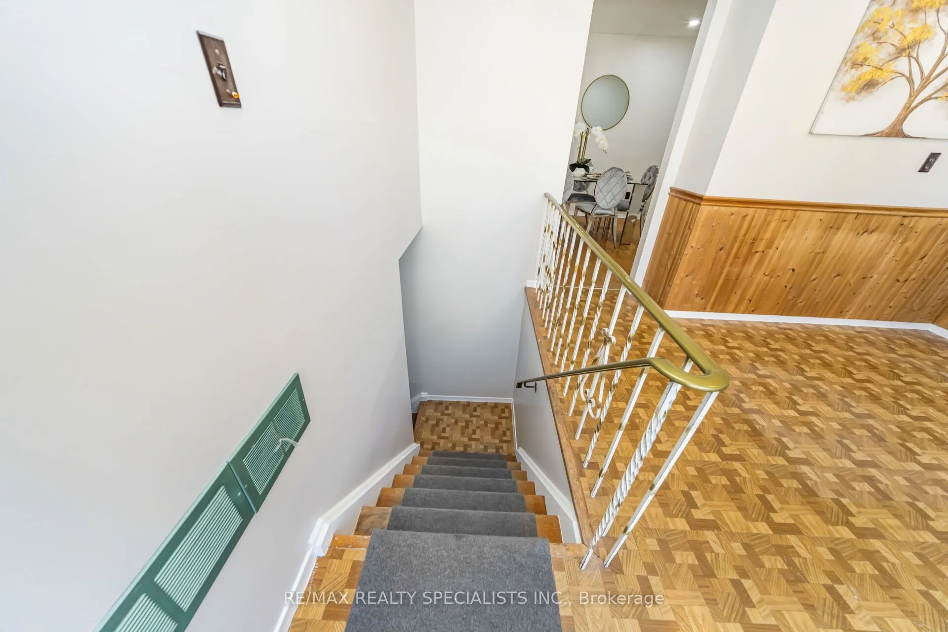 29 Edenridge Drive