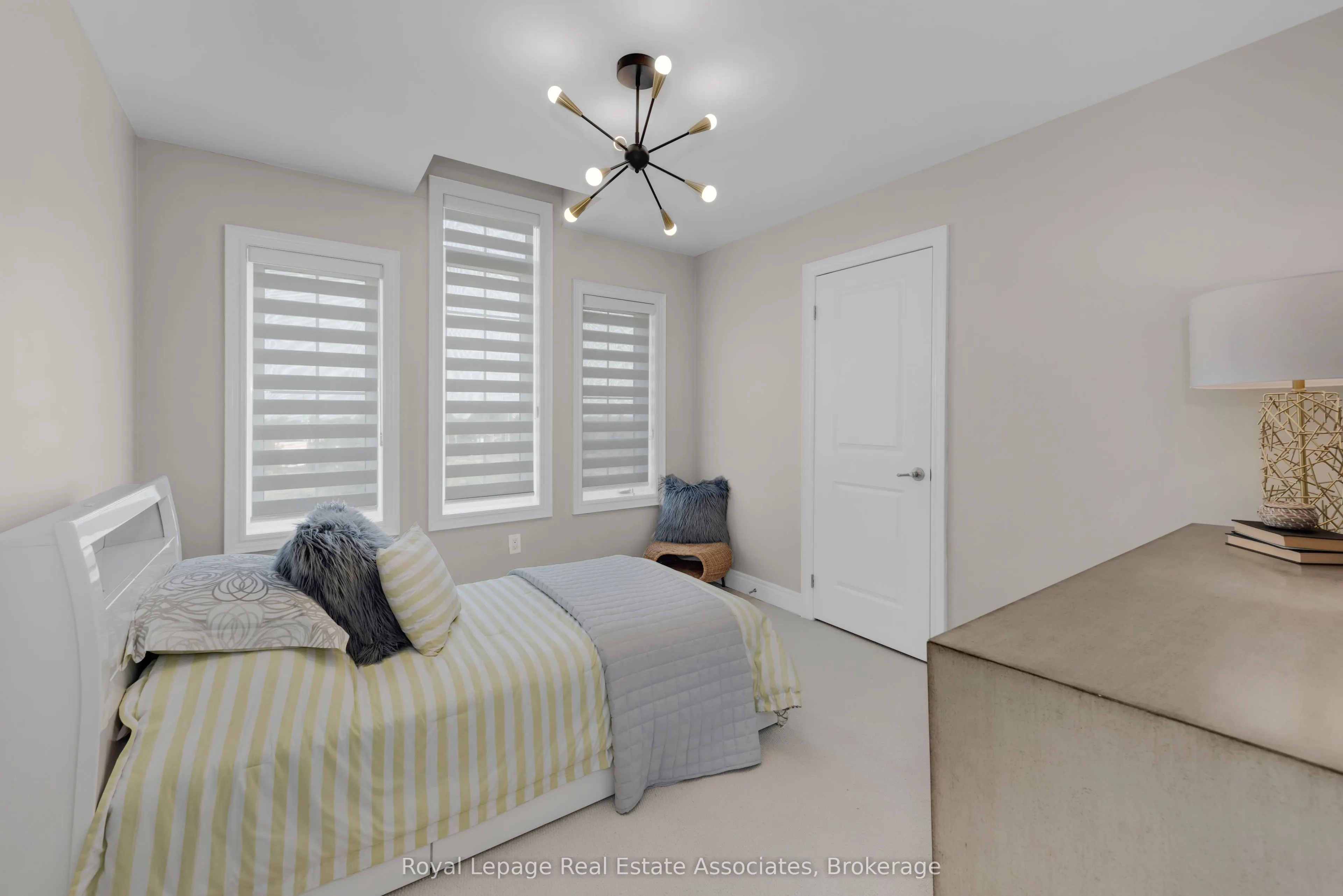 3040 Eberly woods Drive