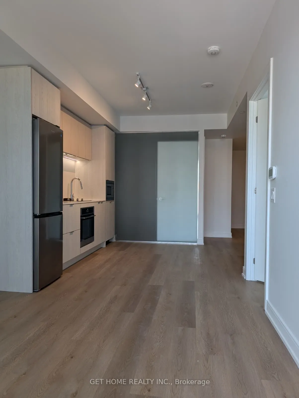 3009 Novar Road, #504