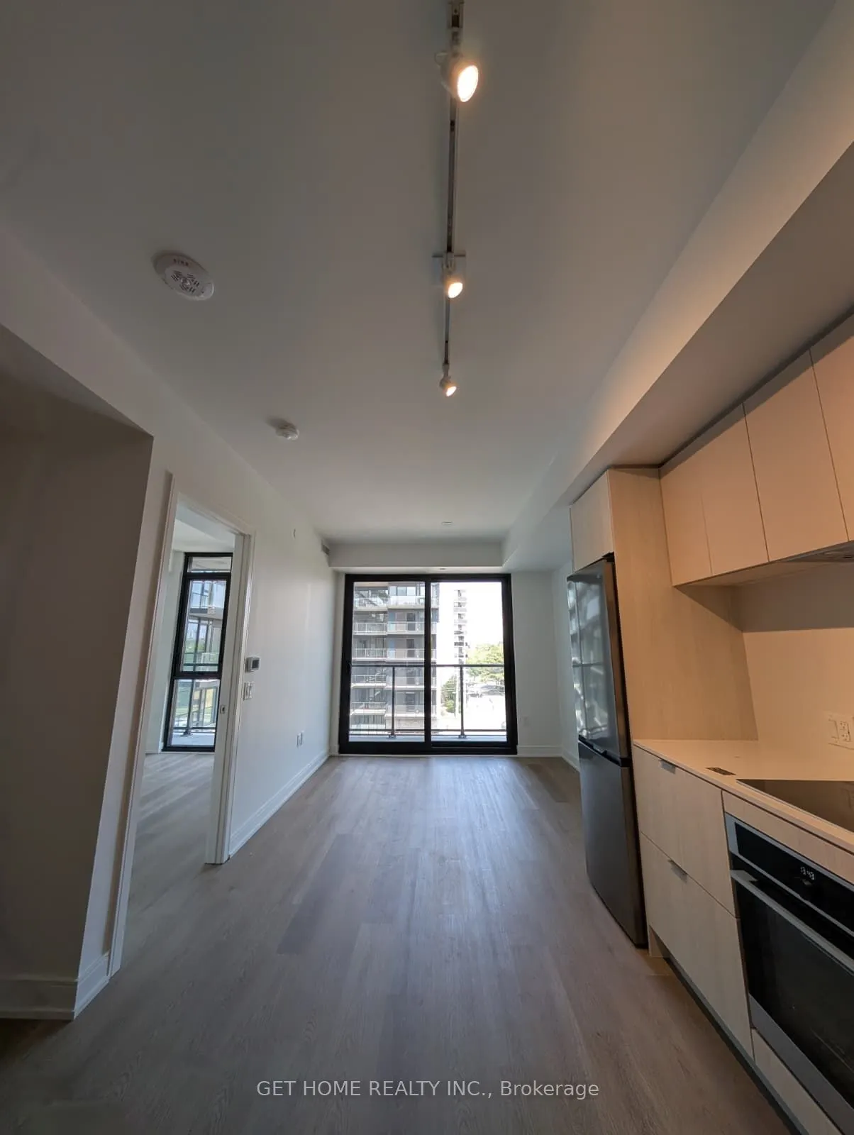 3009 Novar Road, #504