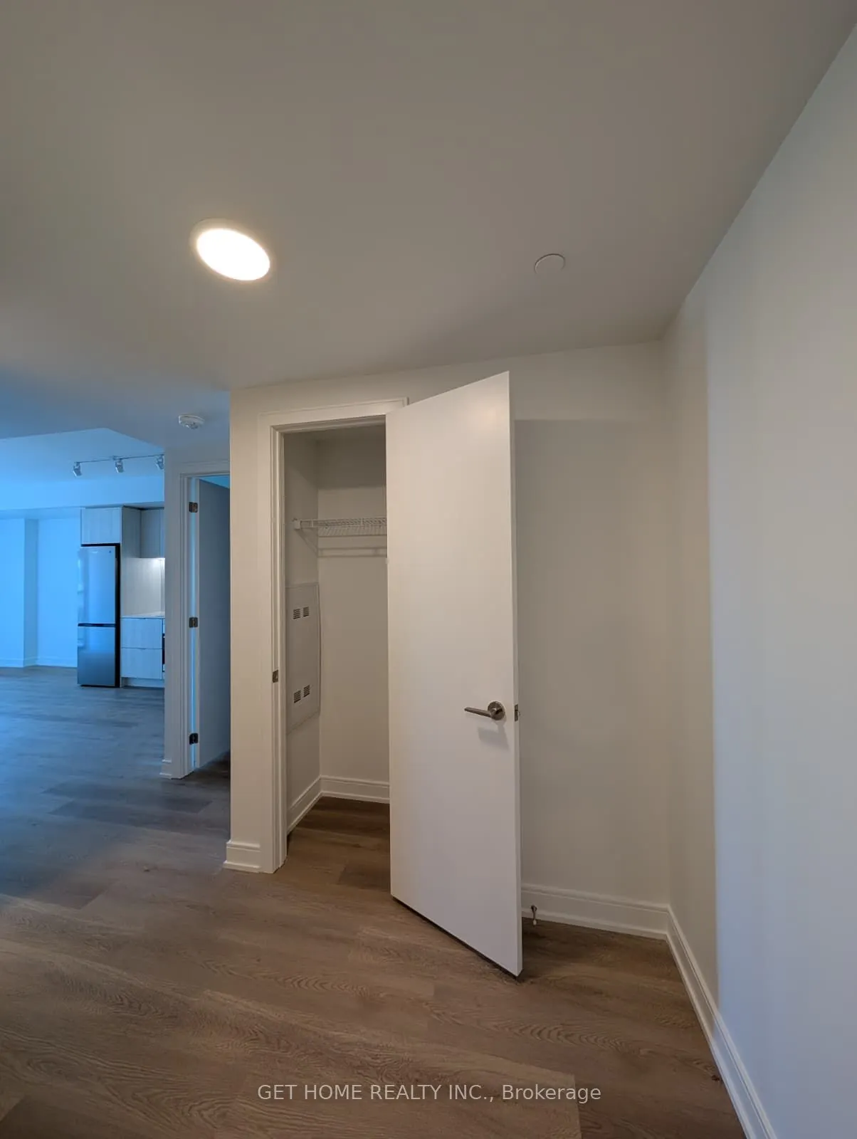 3009 Novar Road, #504