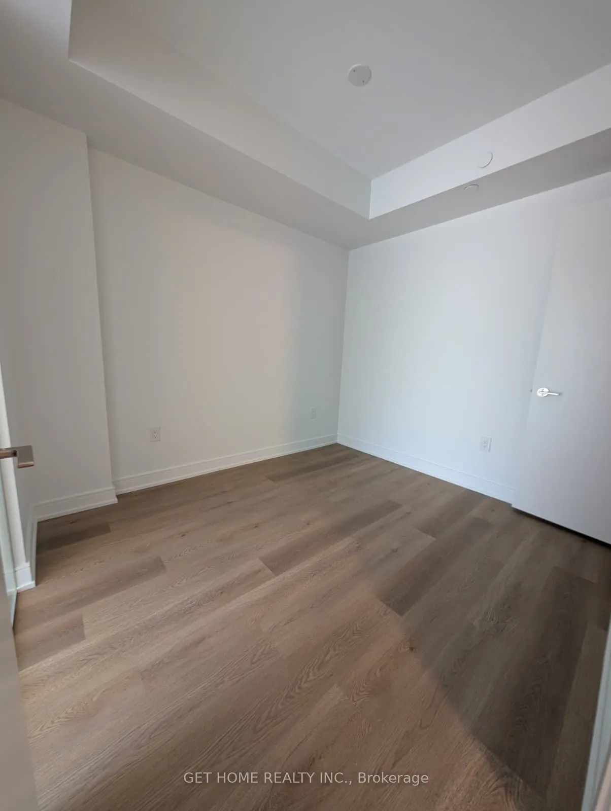 3009 Novar Road, #504