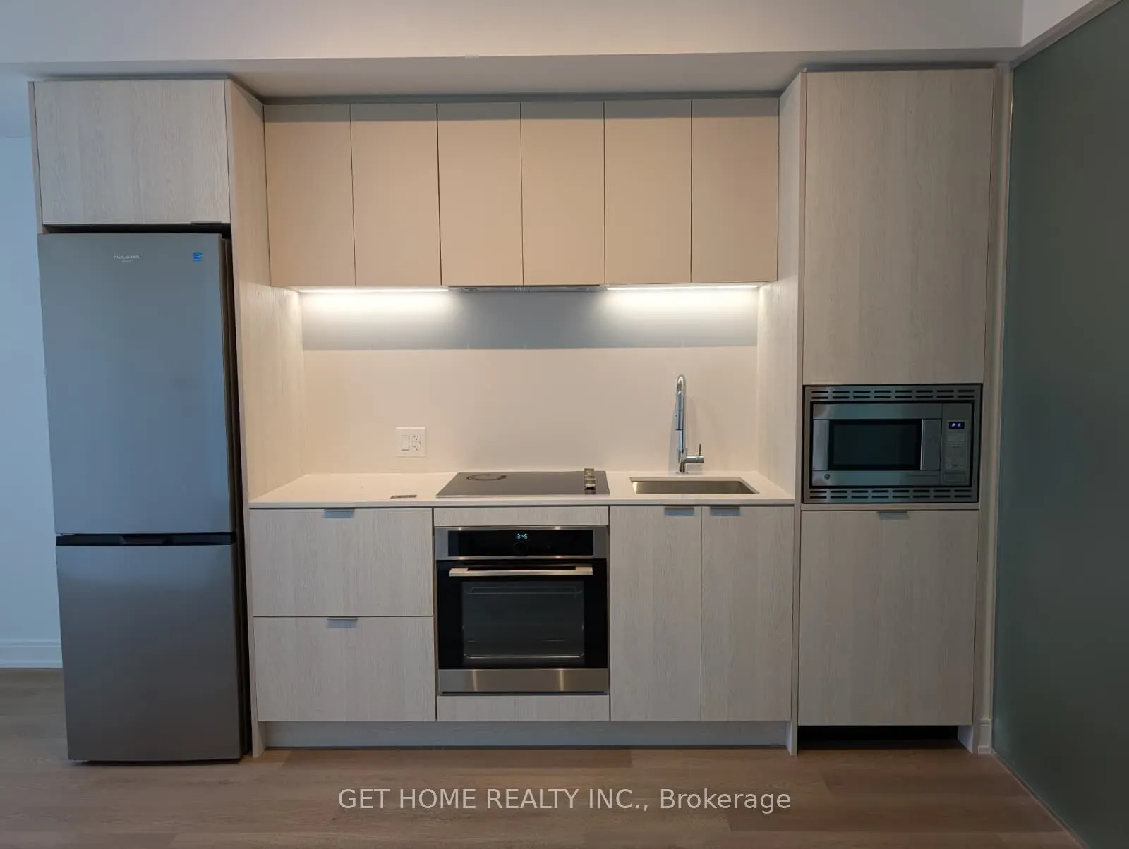 3009 Novar Road, #504