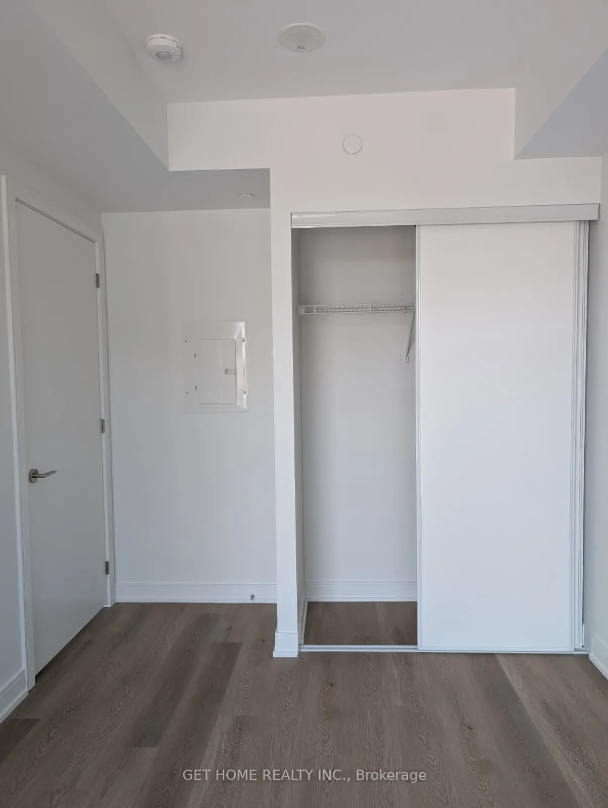 3009 Novar Road, #504