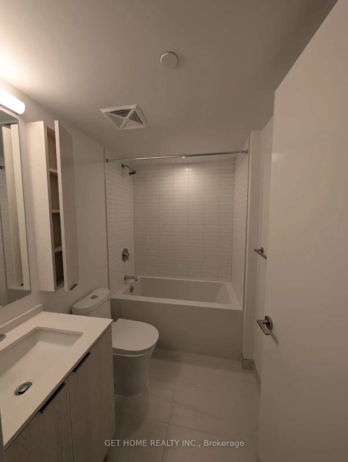 3009 Novar Road, #504