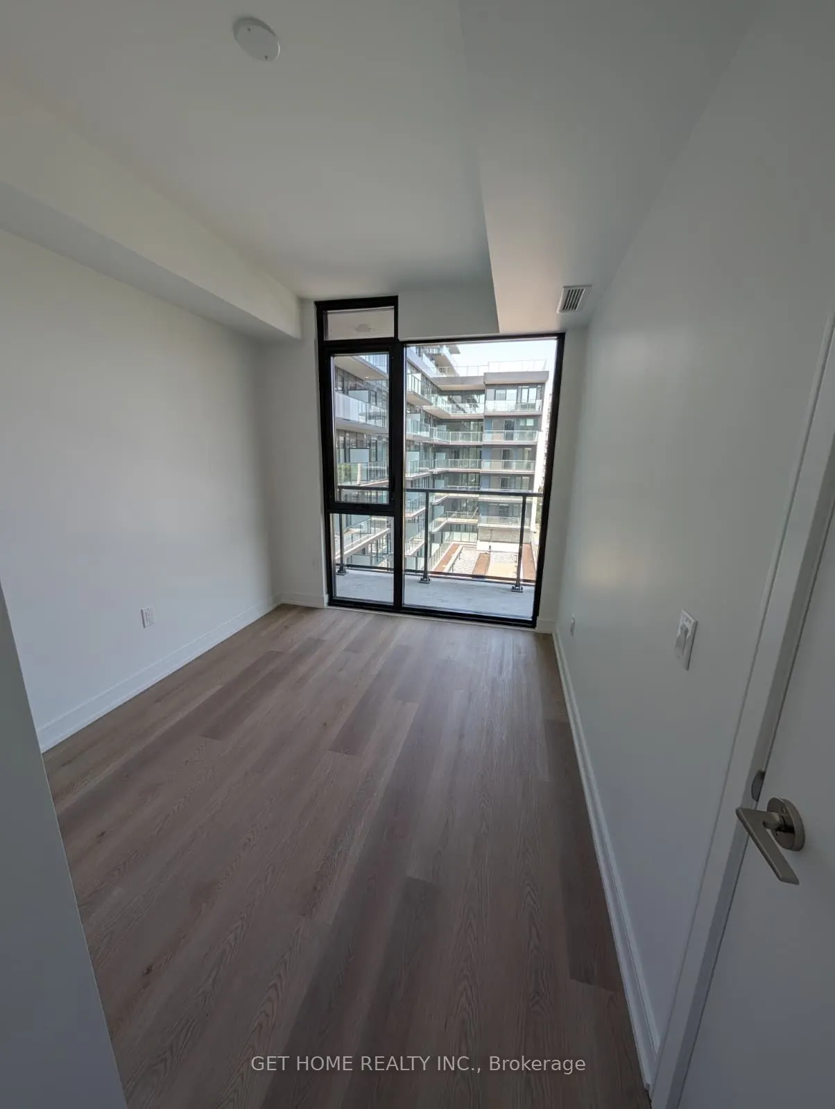 3009 Novar Road, #504