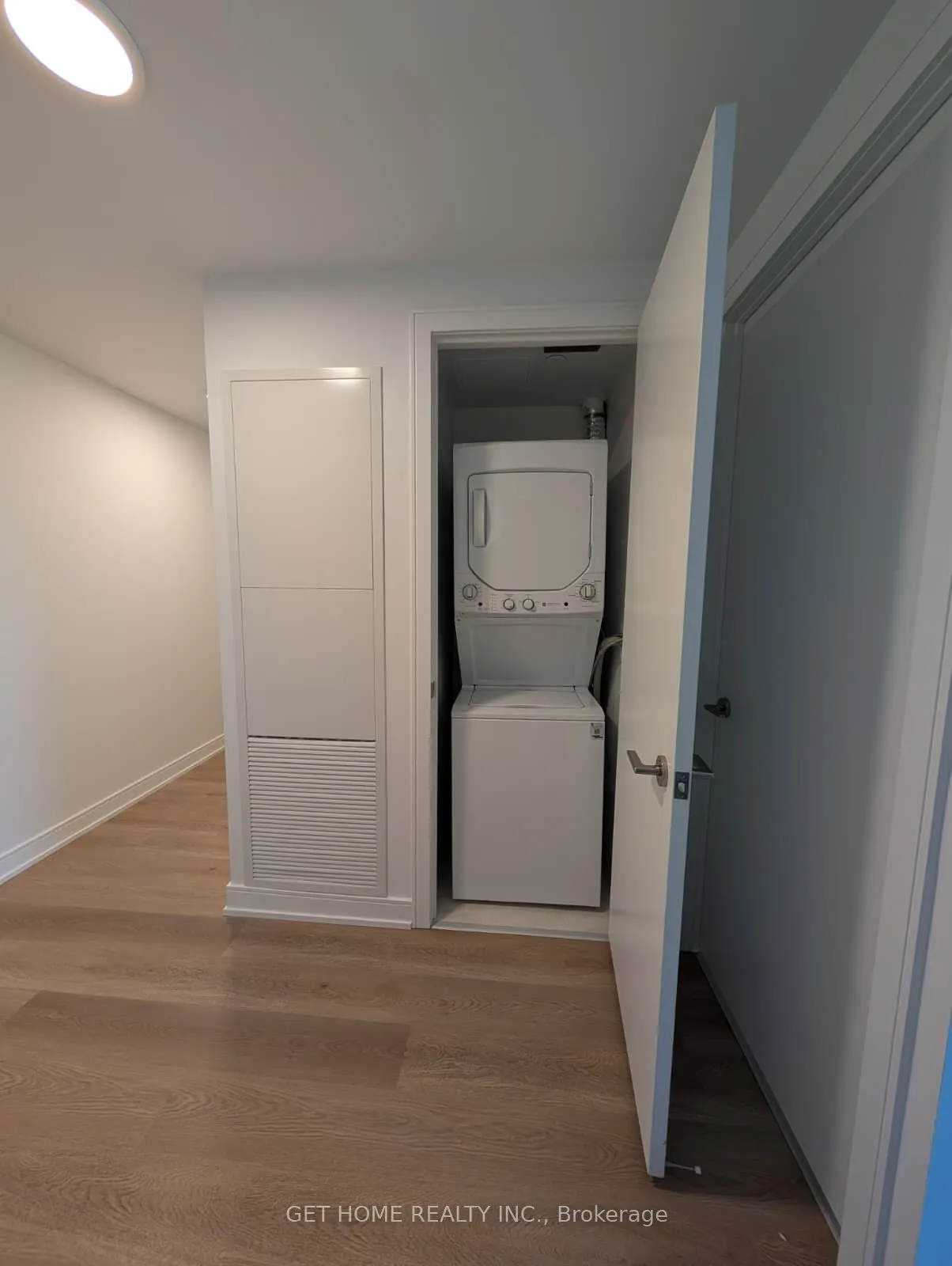 3009 Novar Road, #504