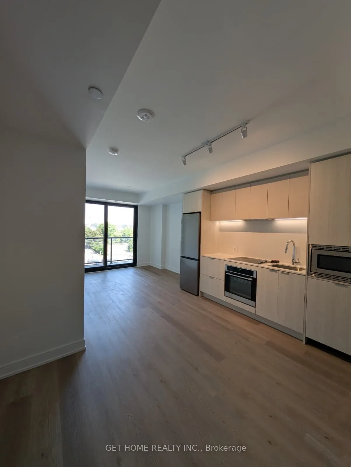 3009 Novar Road, #504