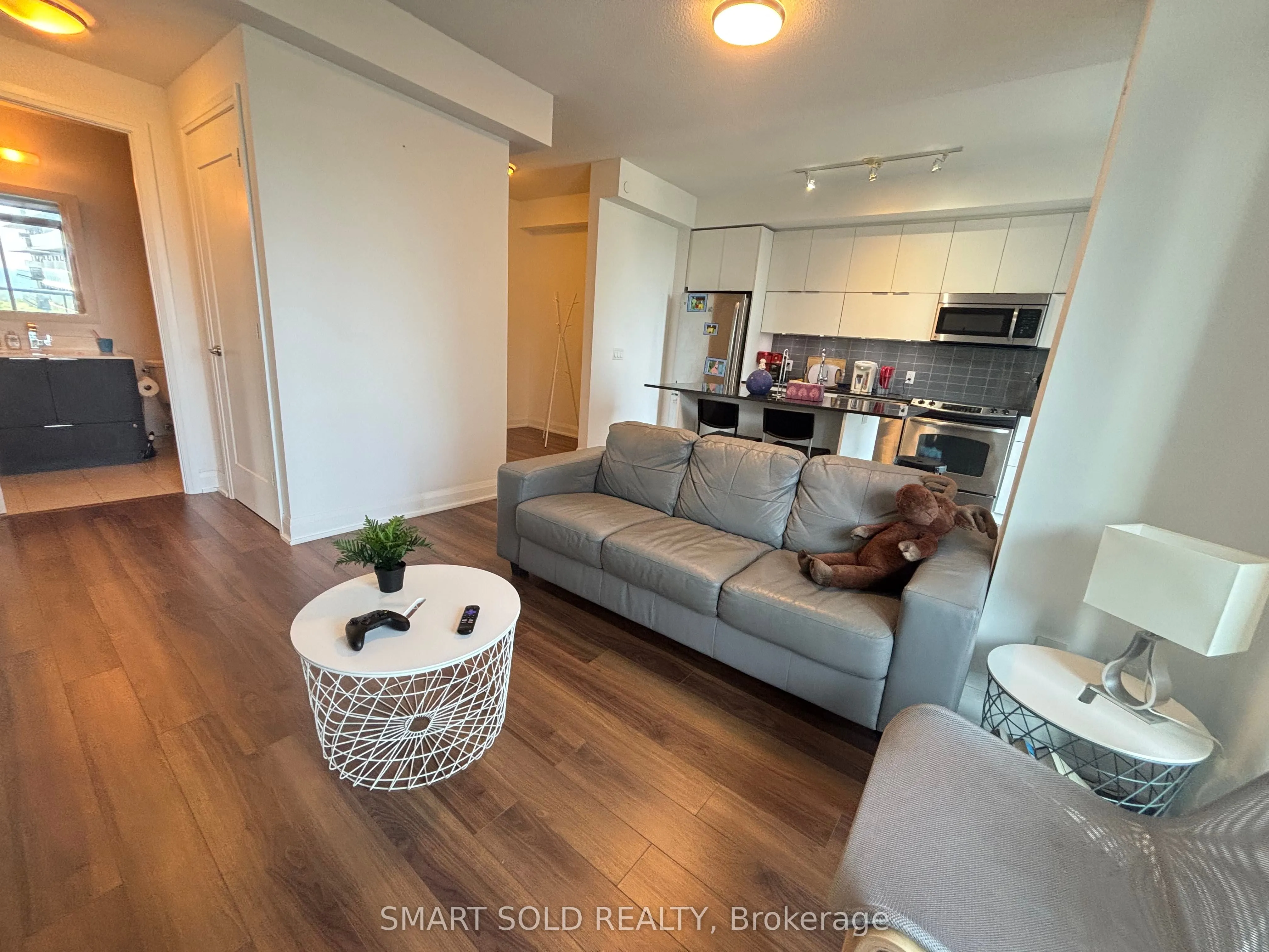 56 Annie Craig Drive, #904