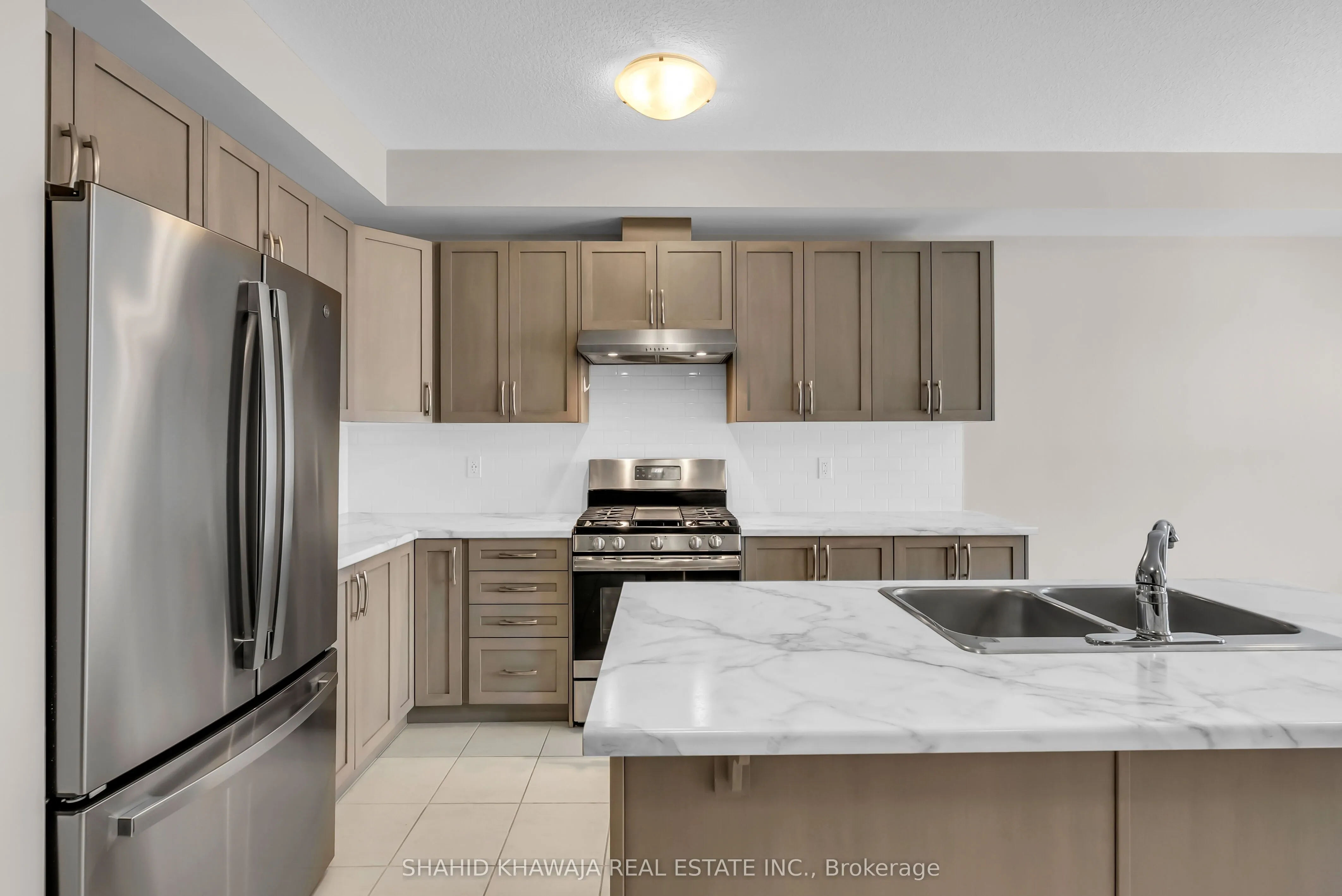 445 Ontario Street S, #Unit 23