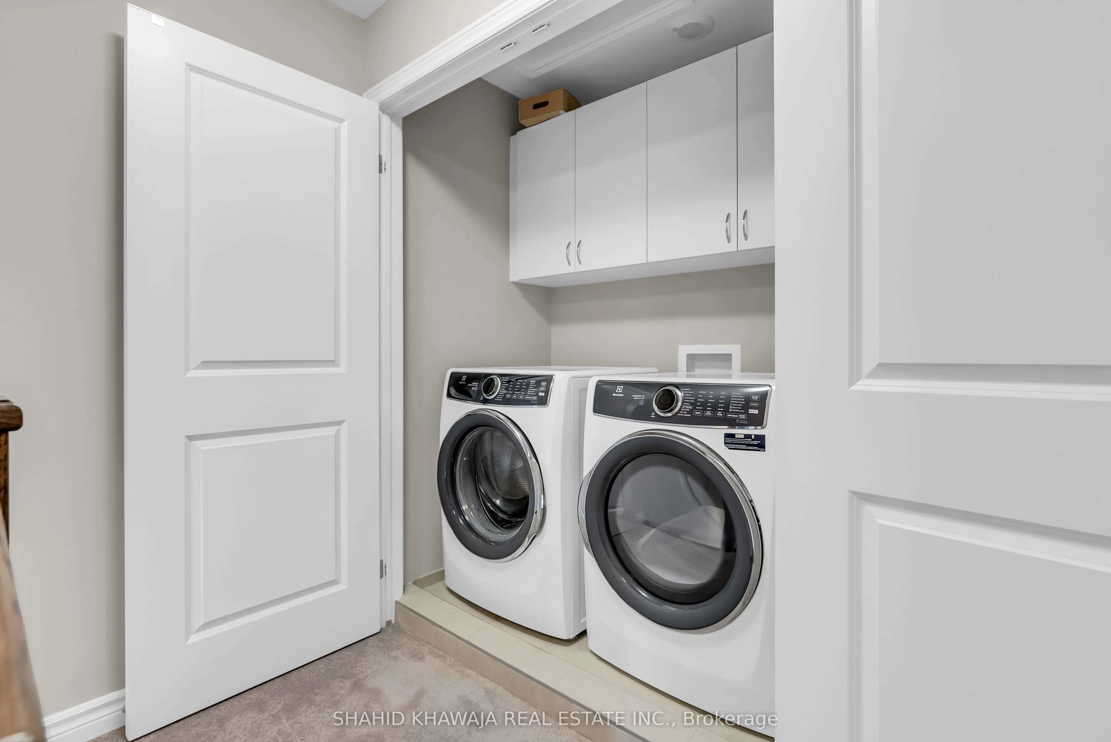 445 Ontario Street S, #Unit 23