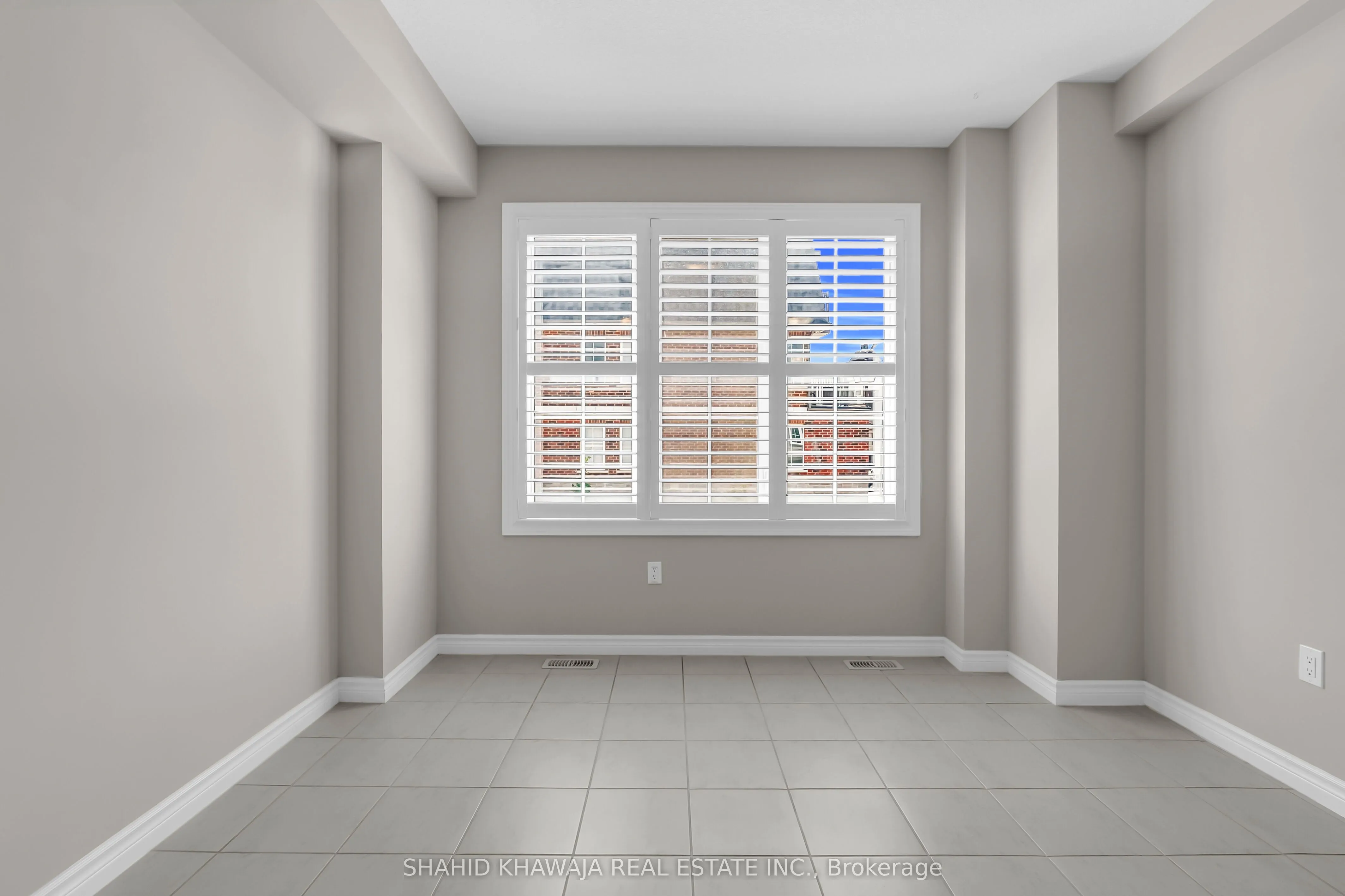 445 Ontario Street S, #Unit 23