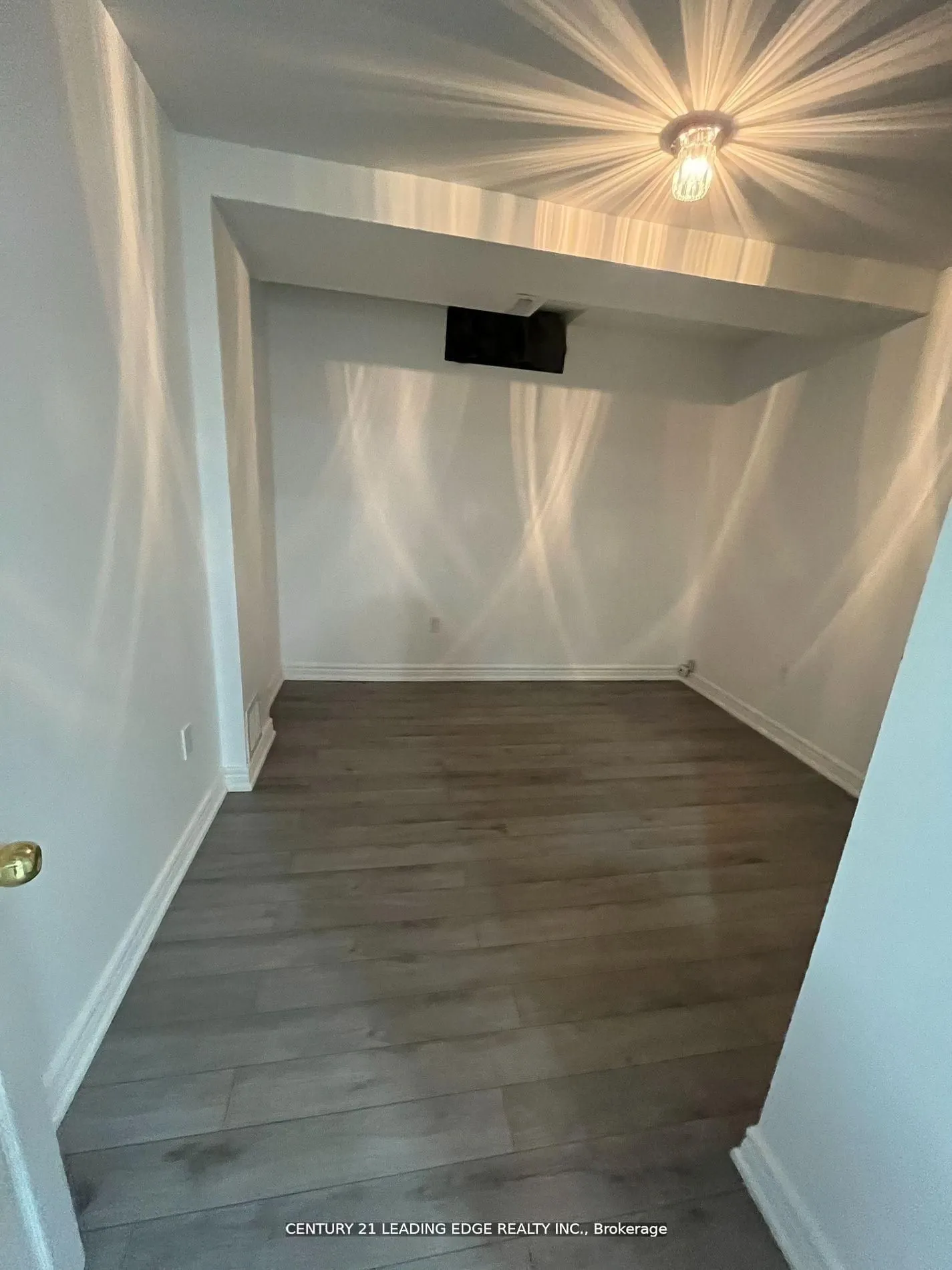 11 Deforest Drive, #Lower