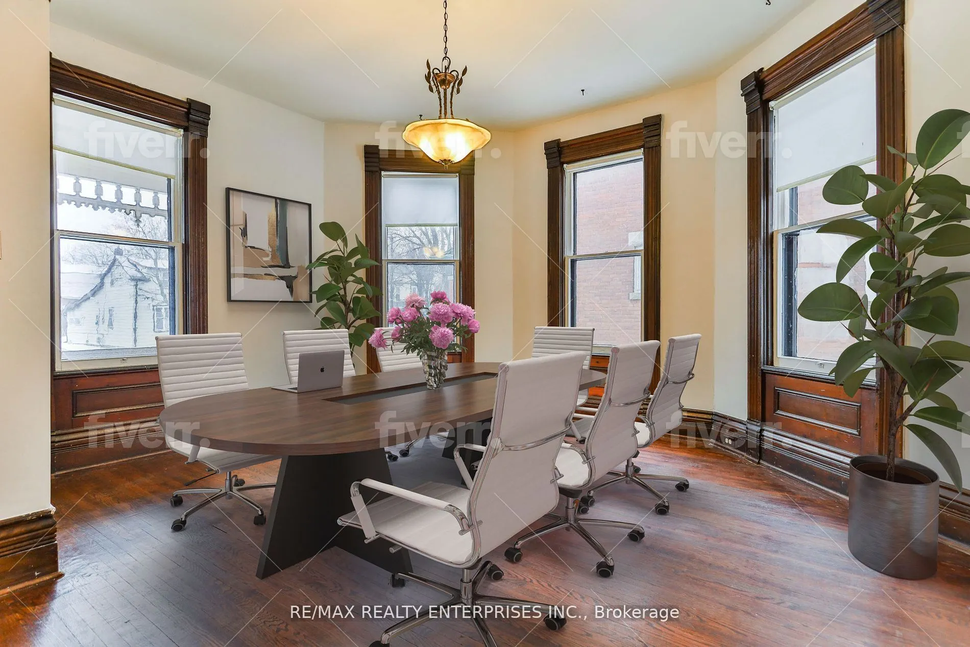 245 Main Street N