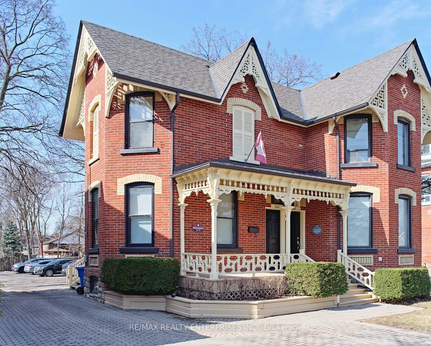 245 Main Street N