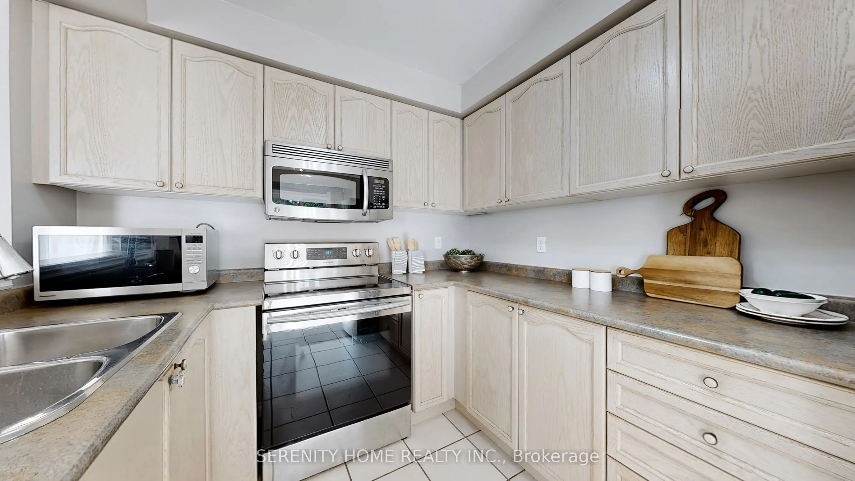 1750 Creek Way, #23