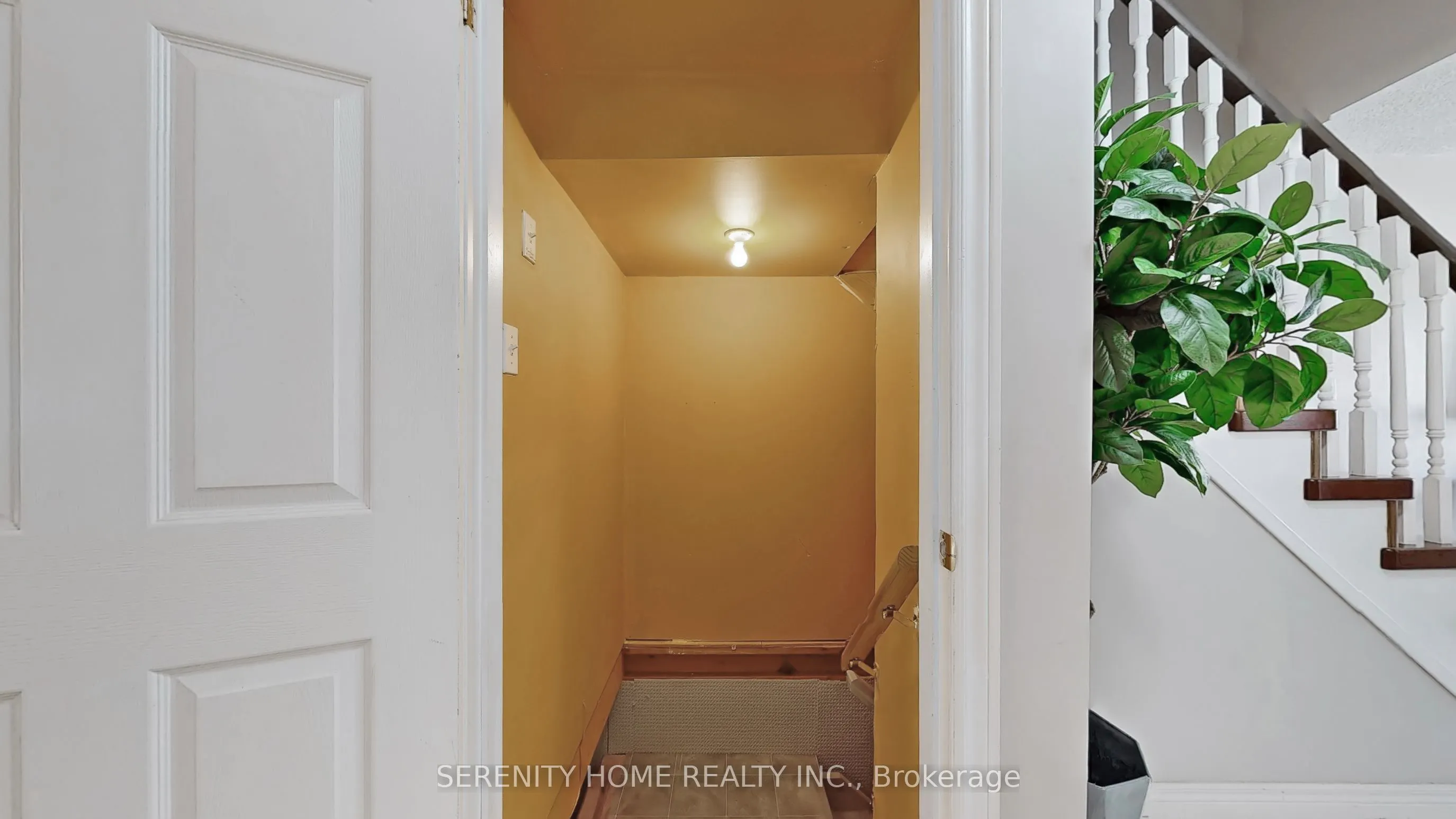 1750 Creek Way, #23