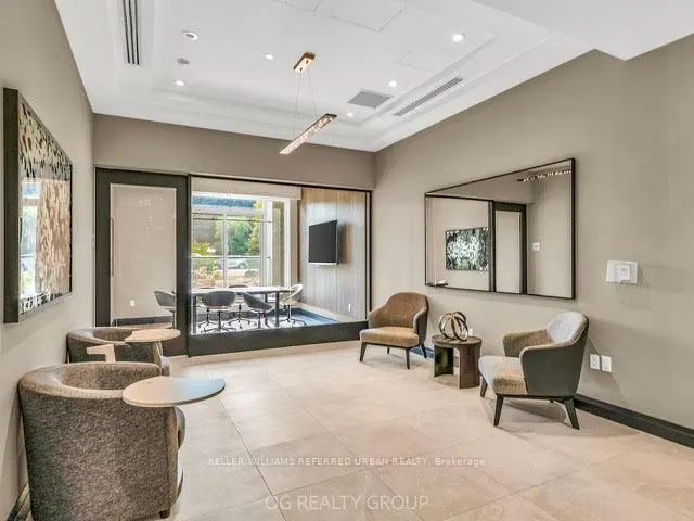 293 The Kingsway, #621