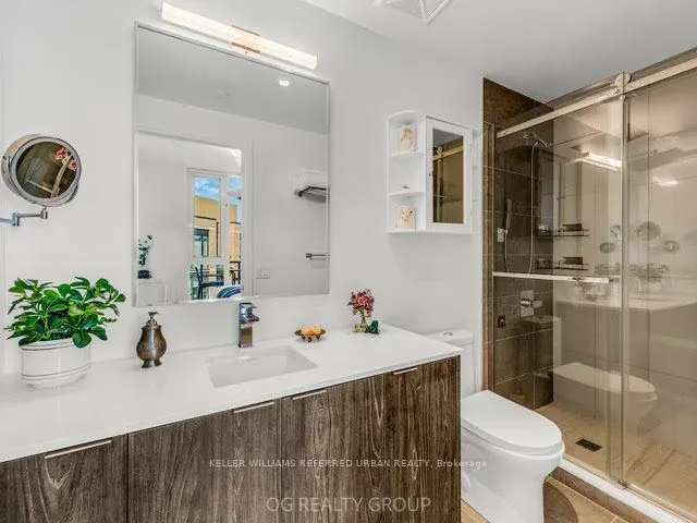 293 The Kingsway, #621
