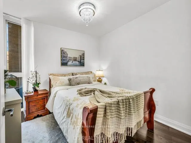 293 The Kingsway, #621