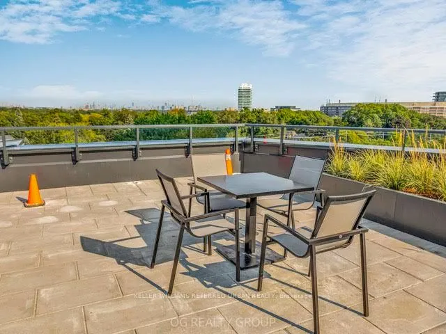 293 The Kingsway, #621