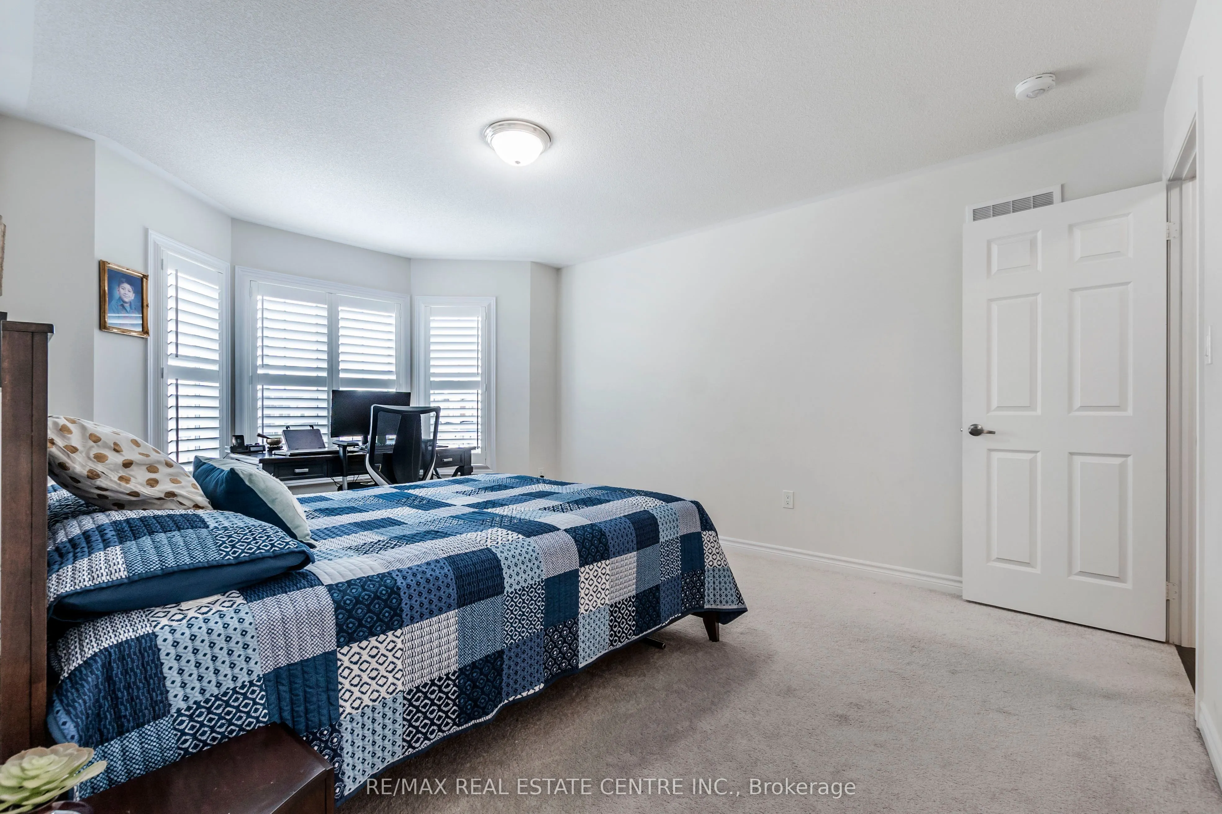 50 Royal Fern Crescent