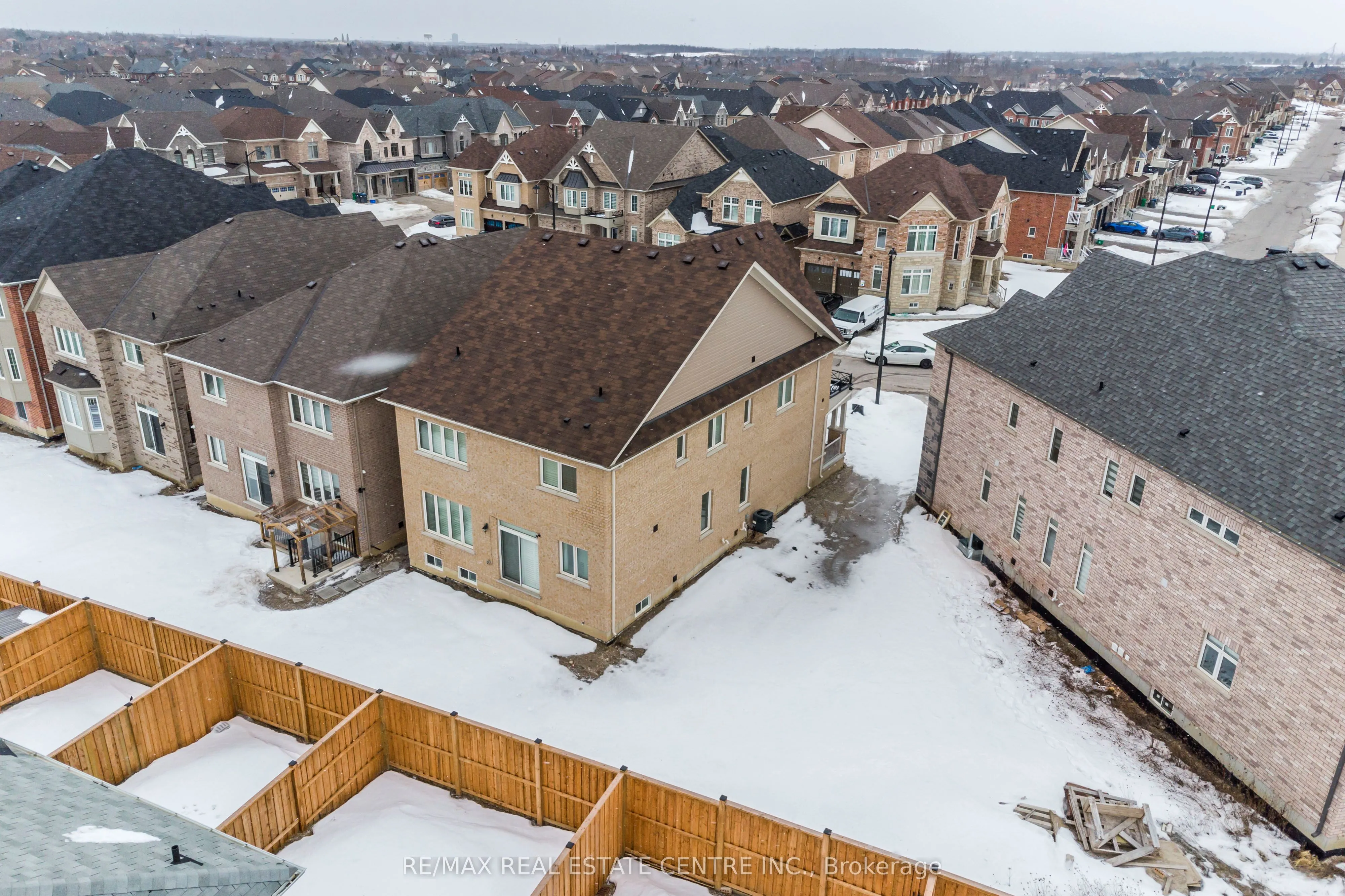 50 Royal Fern Crescent