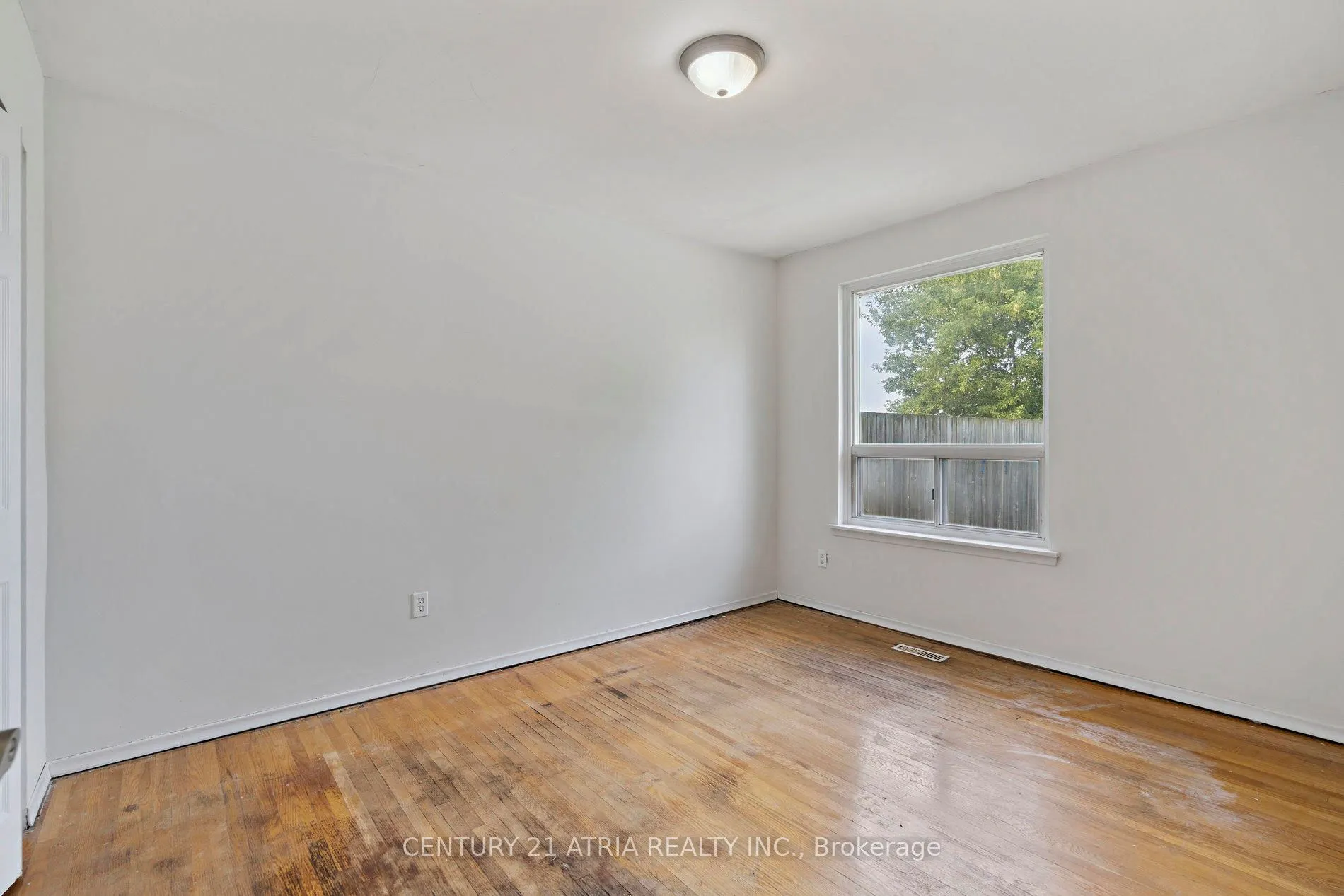 28 Glenmore Crescent