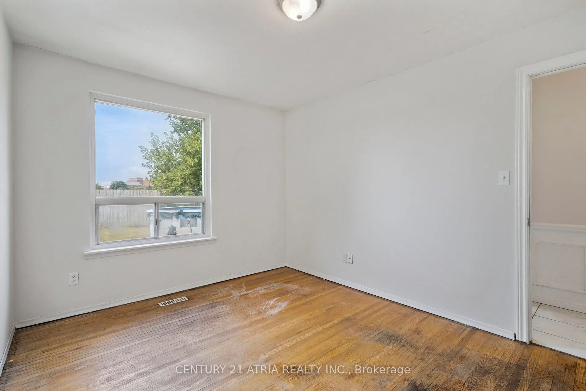 28 Glenmore Crescent