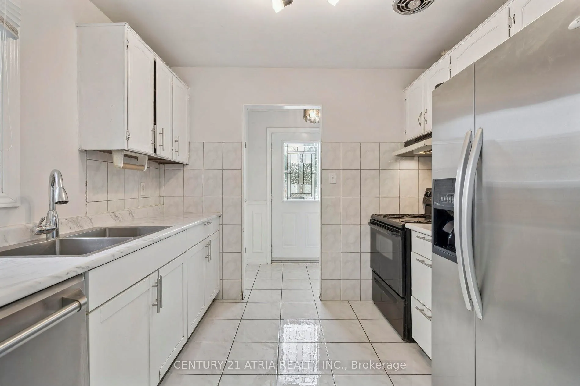 28 Glenmore Crescent