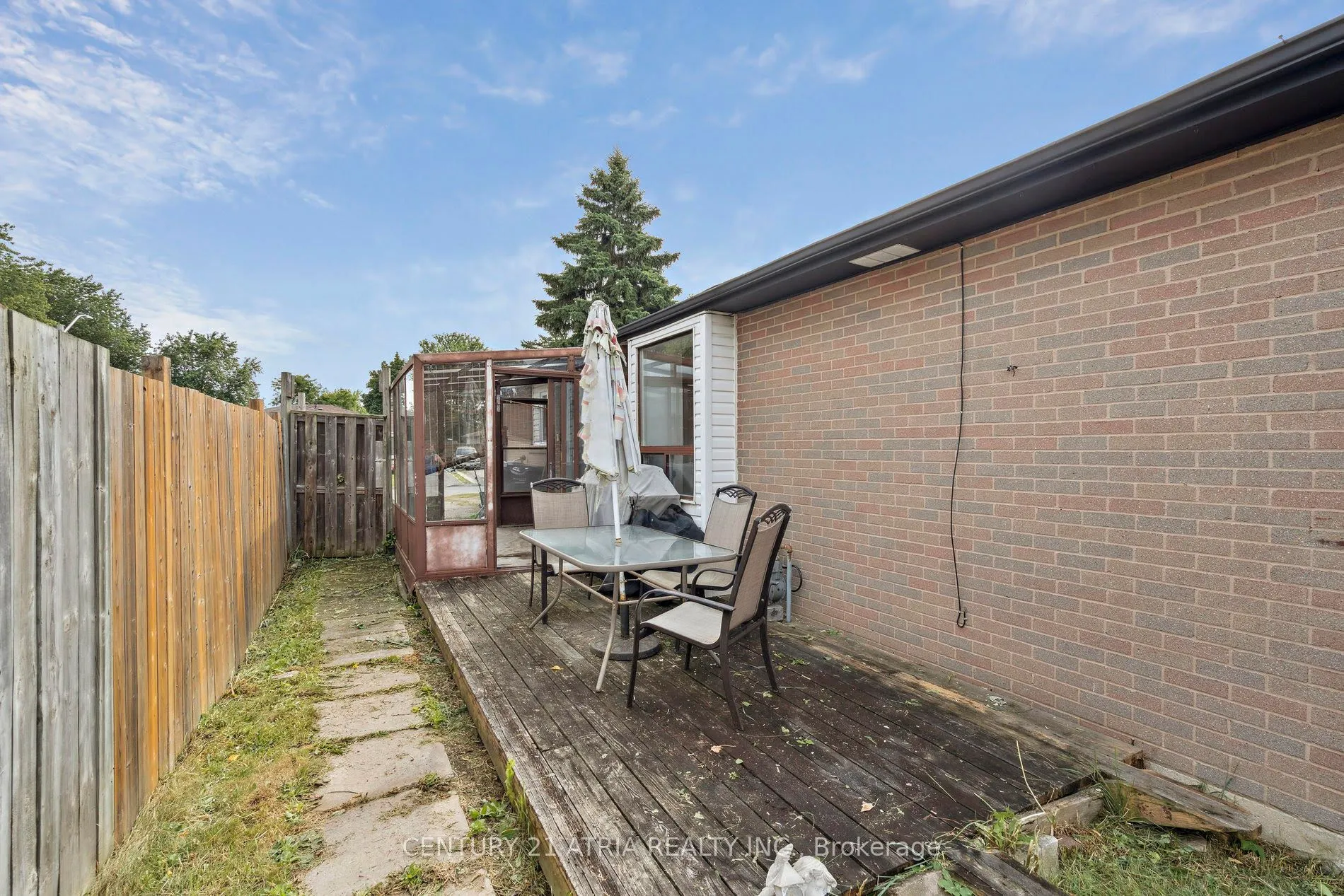 28 Glenmore Crescent