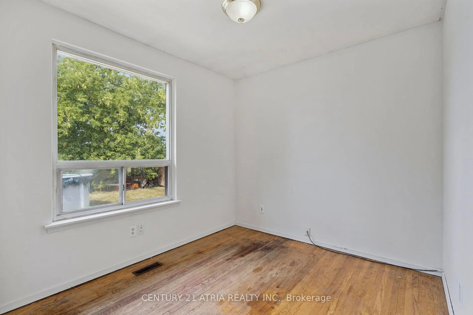 28 Glenmore Crescent
