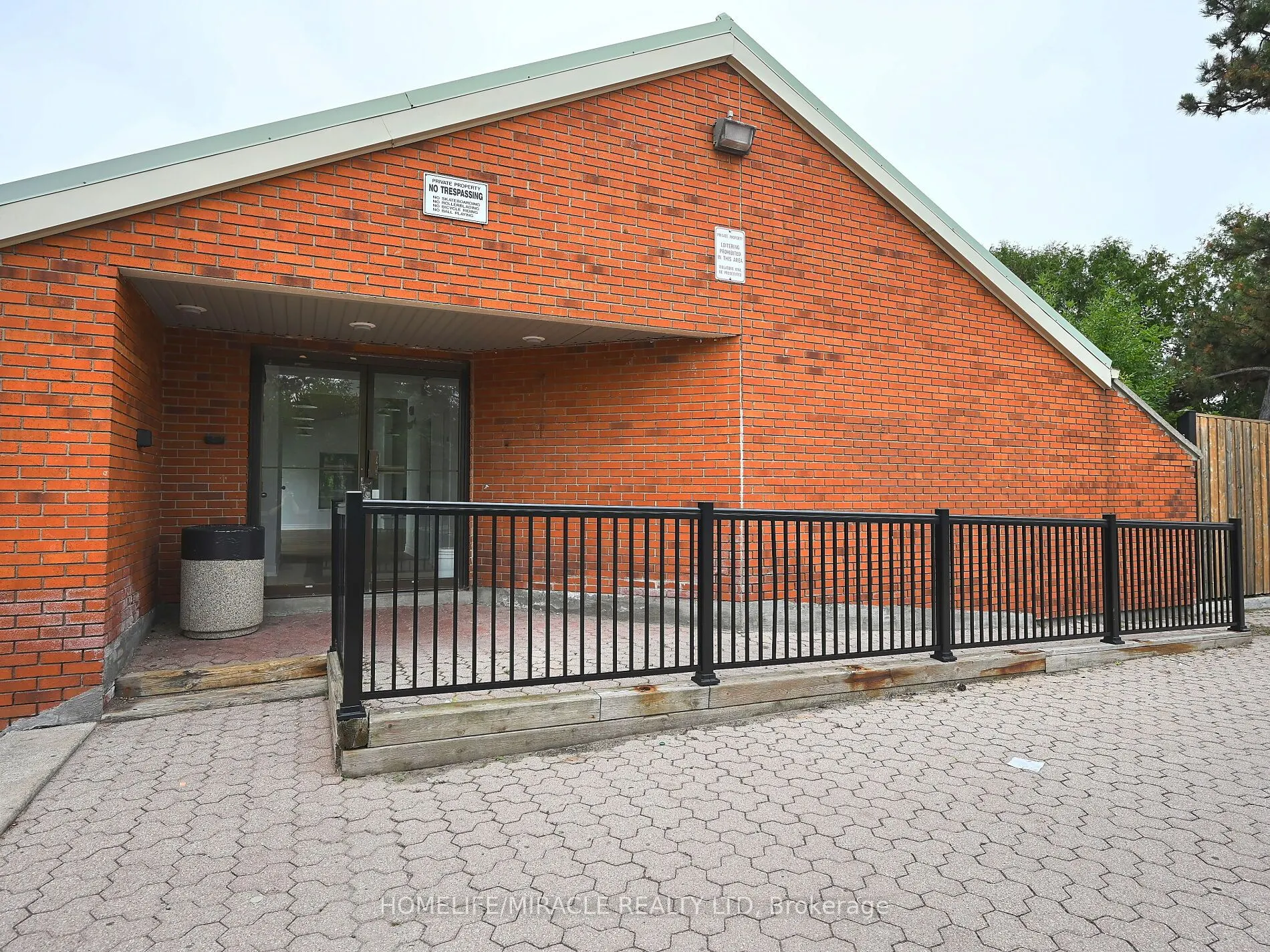 120 Collins Crescent W, #119