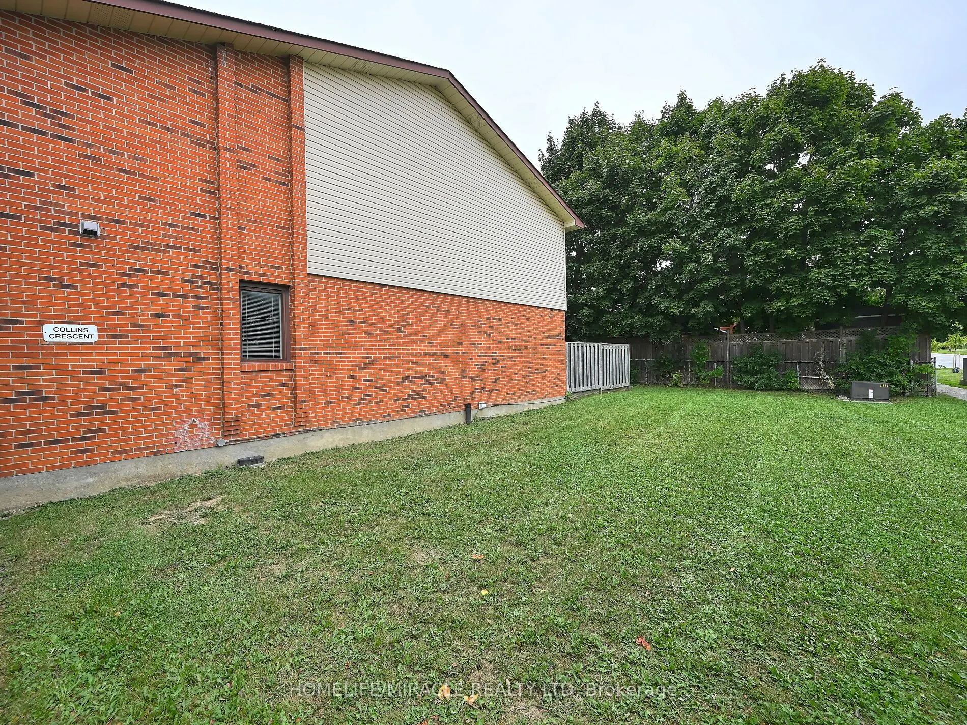 120 Collins Crescent W, #119