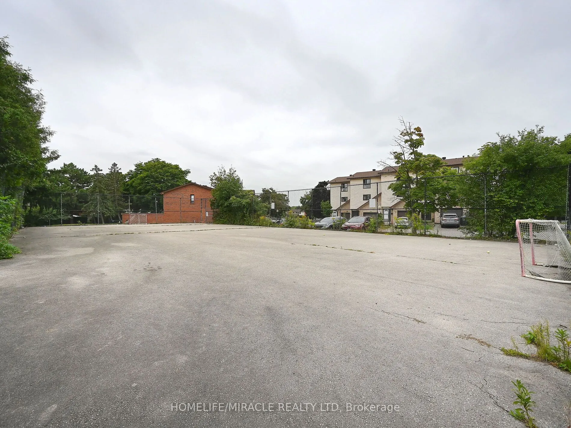 120 Collins Crescent W, #119
