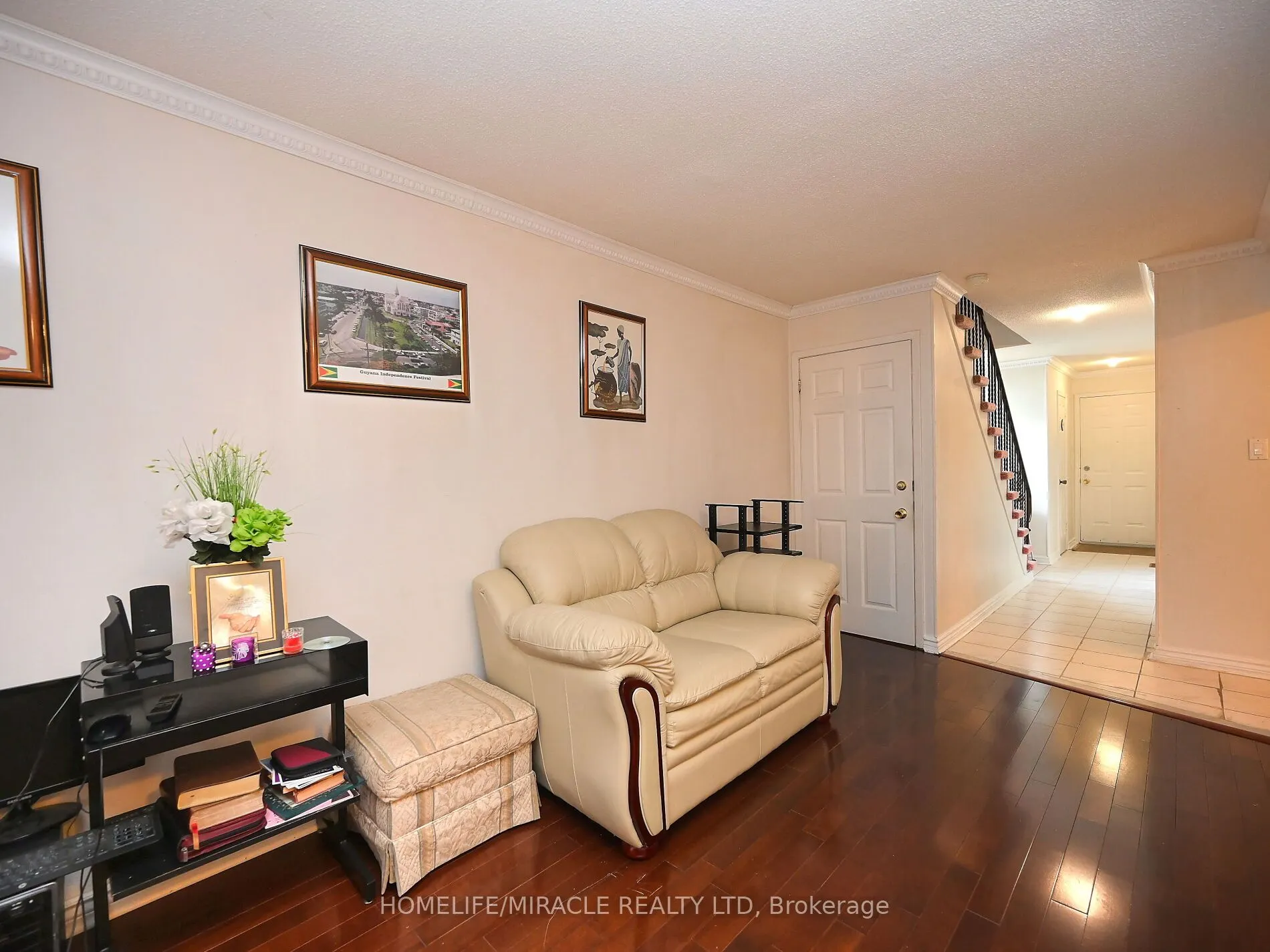 120 Collins Crescent W, #119