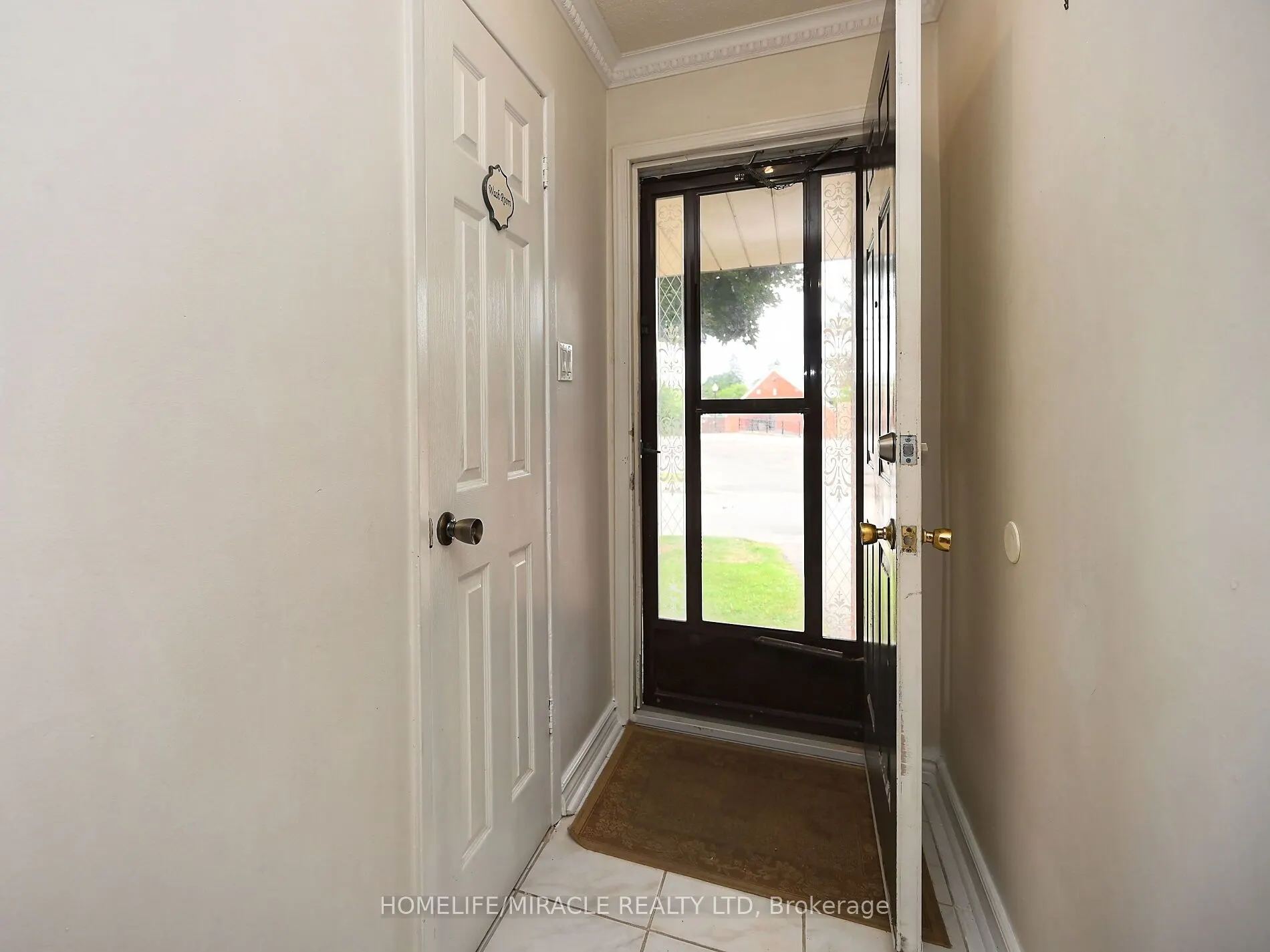 120 Collins Crescent W, #119