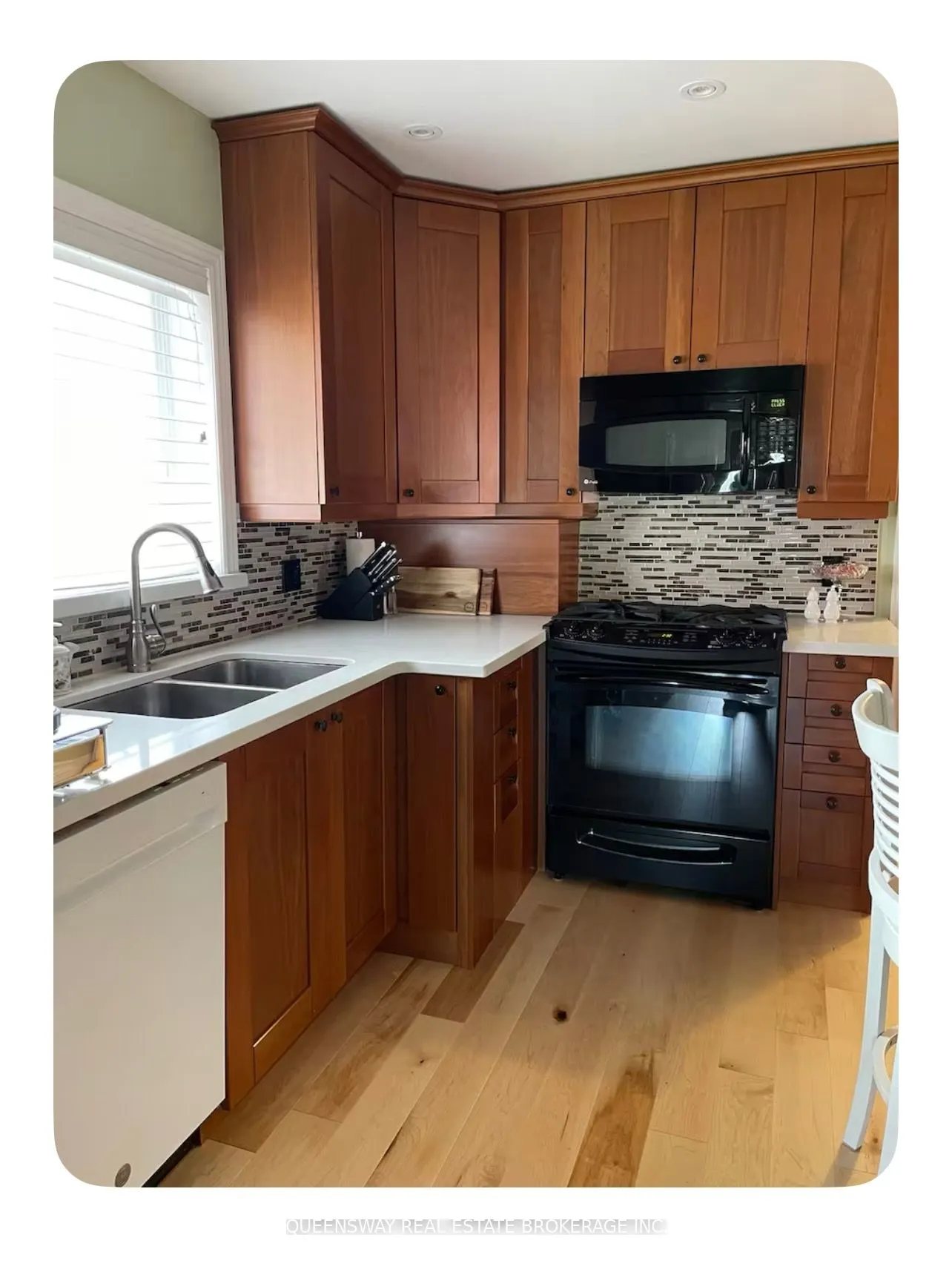 14 Oakfield Drive