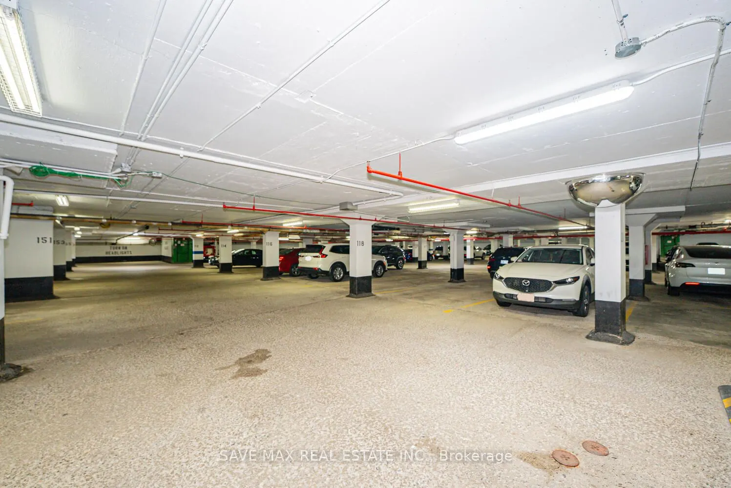 18 Knightsbridge Road, #304