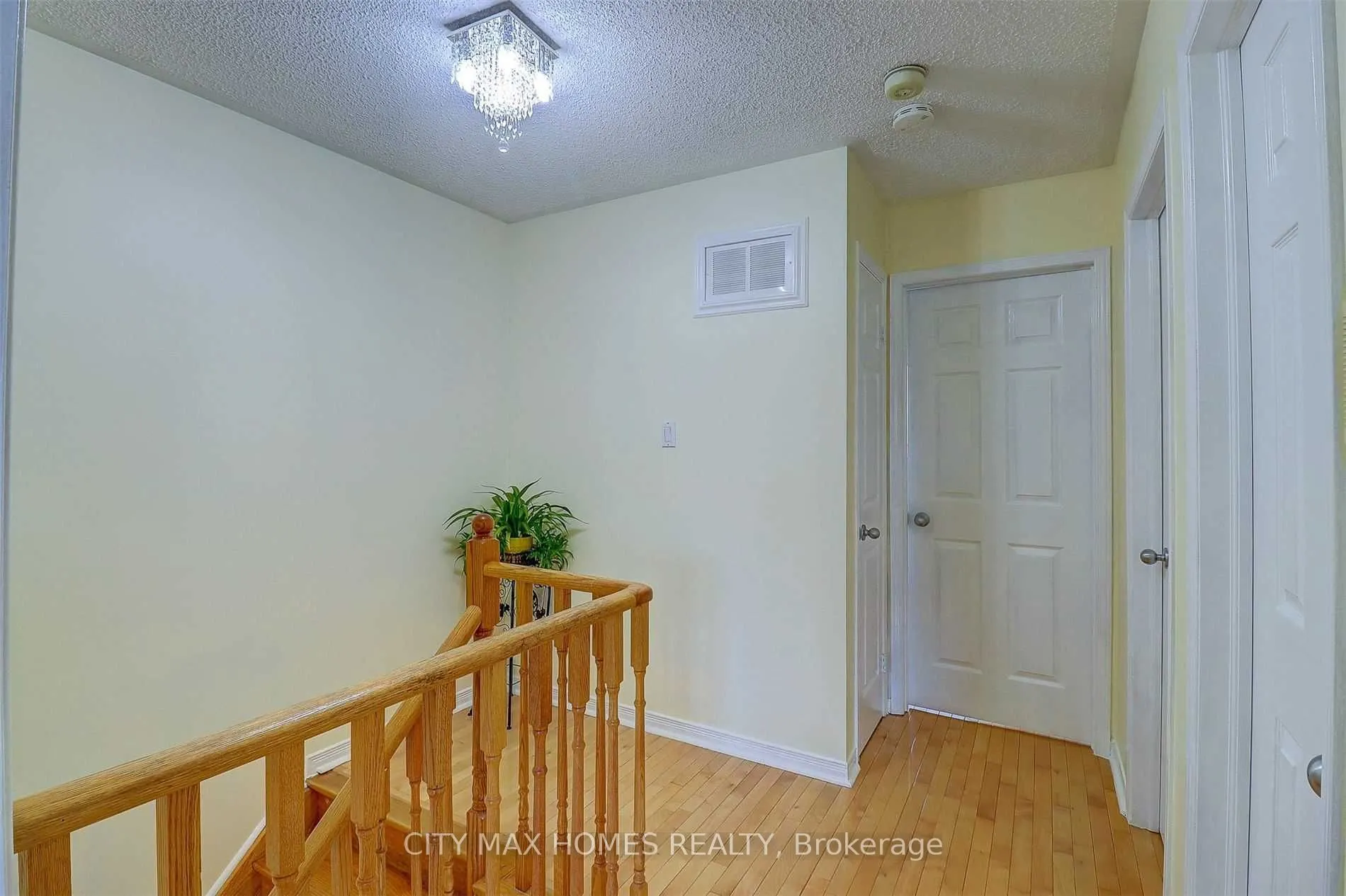 4 Cranberry Crescent