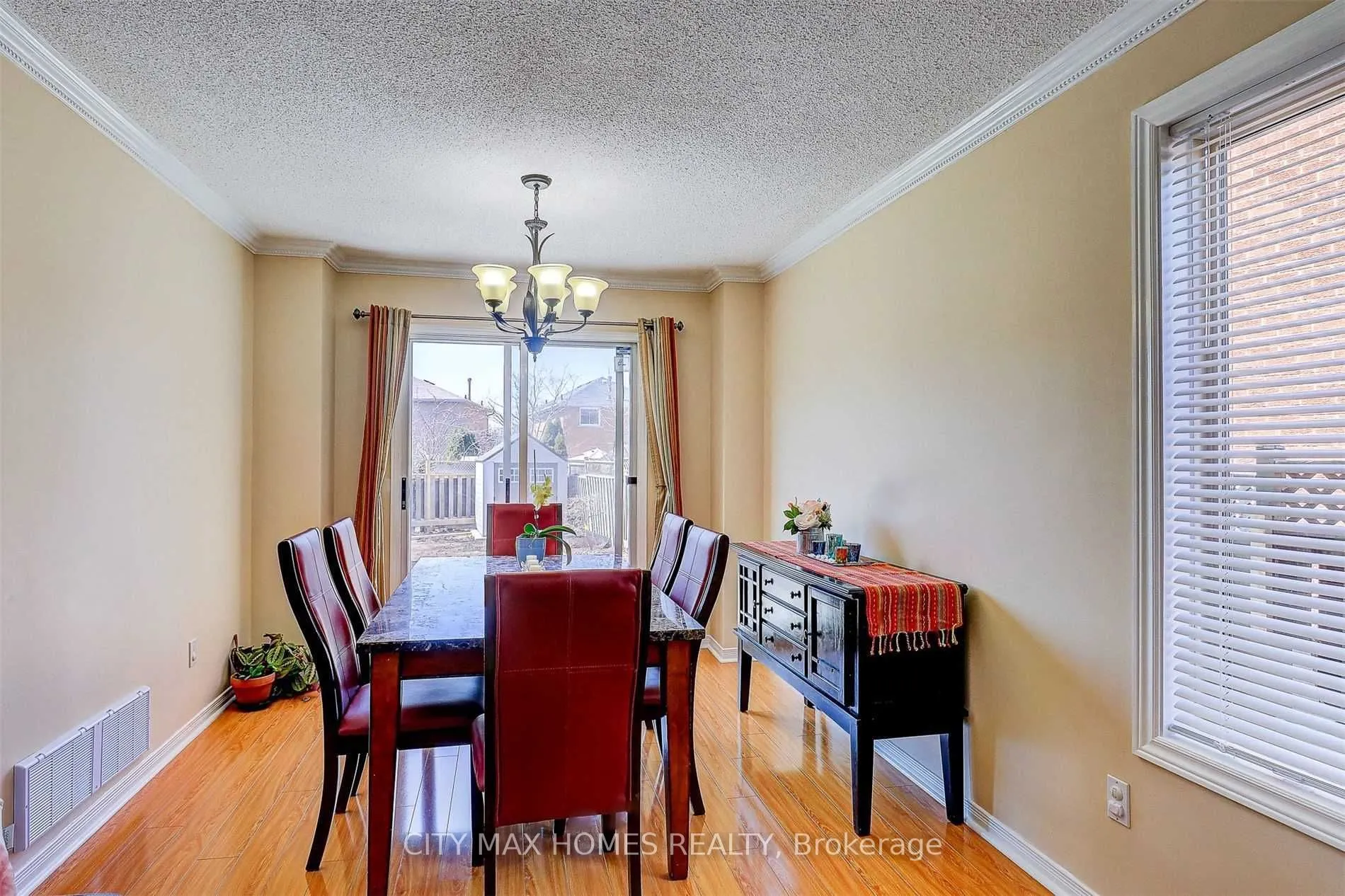 4 Cranberry Crescent