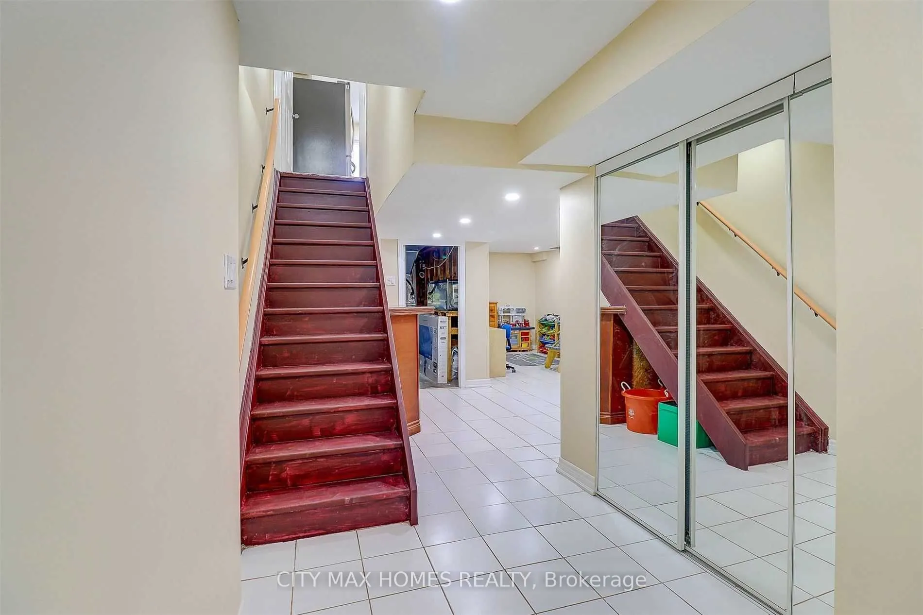 4 Cranberry Crescent
