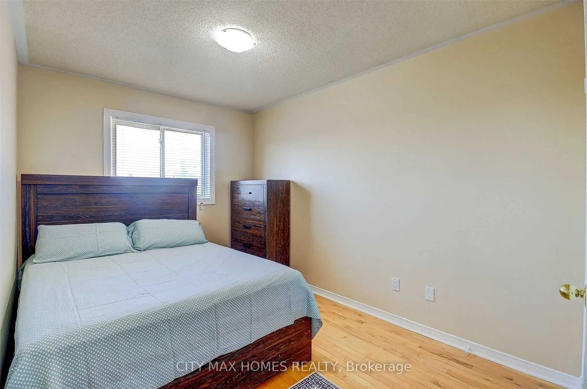 4 Cranberry Crescent