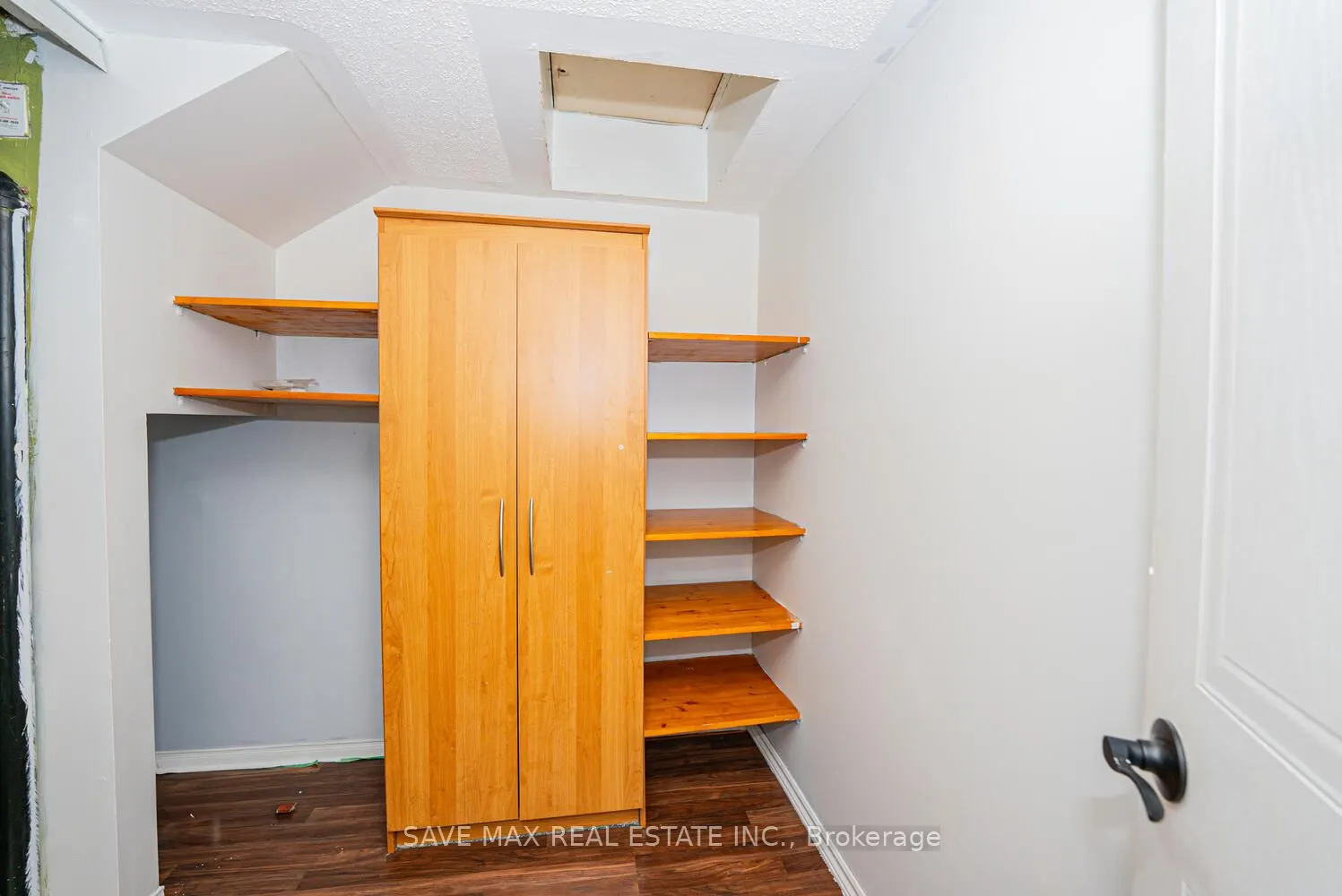 103 Bristol Road E, #212