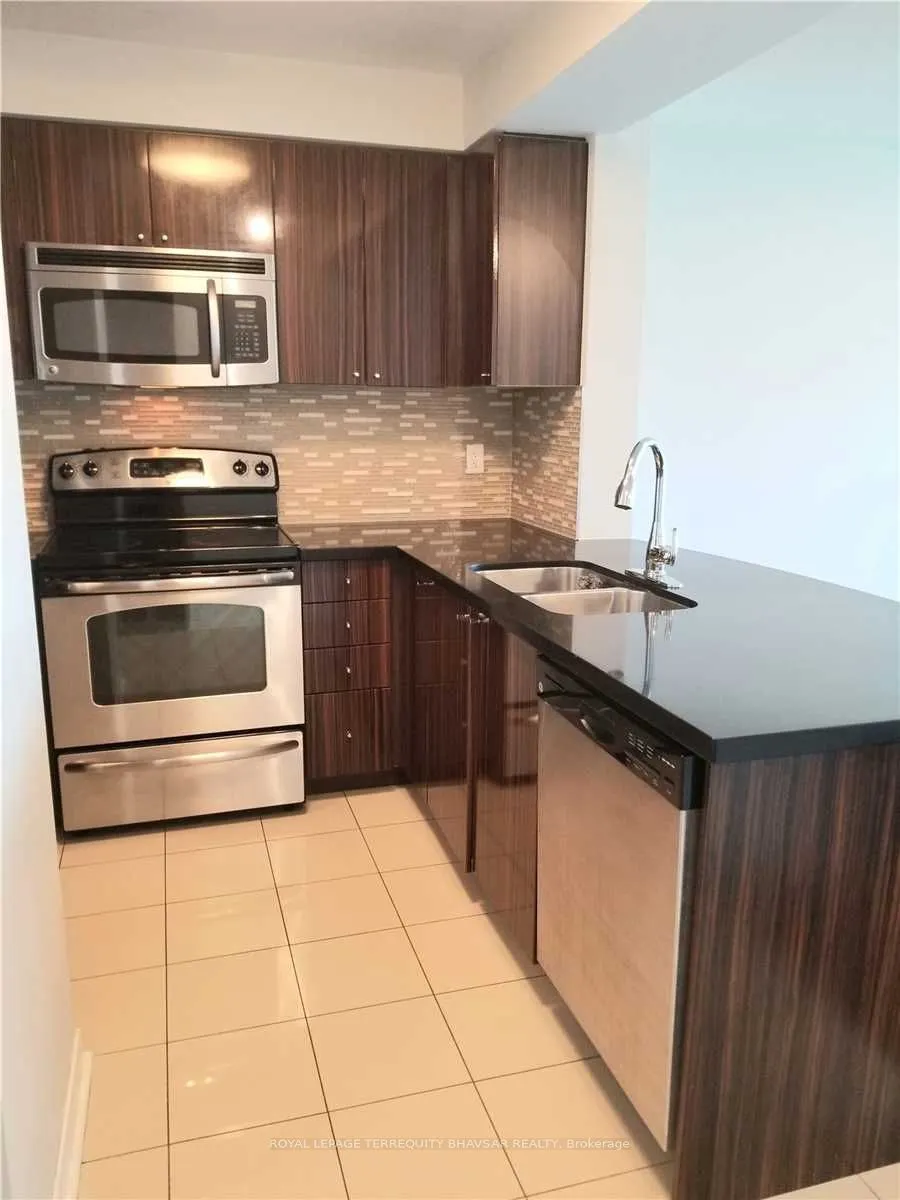4900 Glen Erin Drive, #802